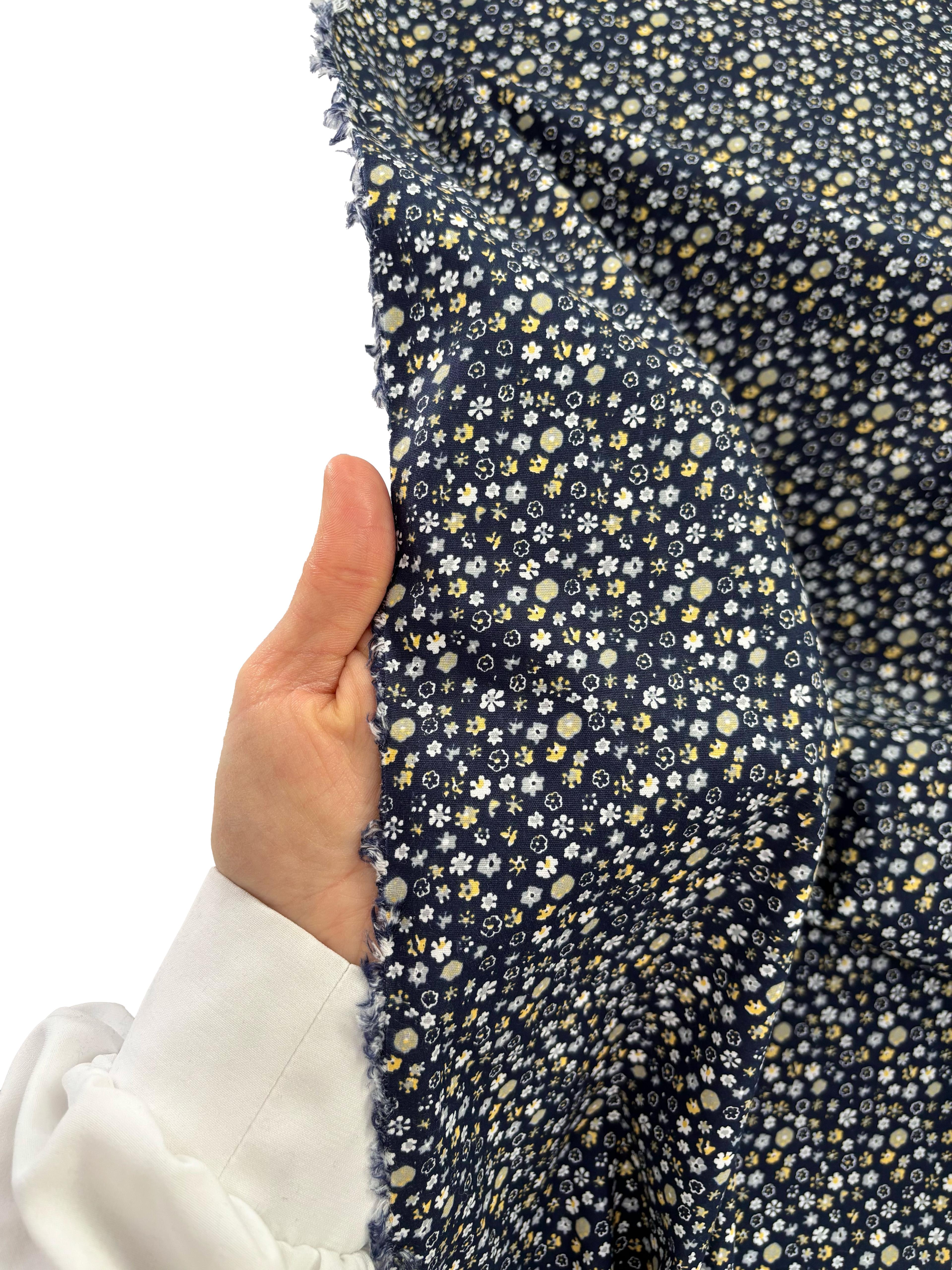 Poplin Likra Kumaş Çıtır Çiçek 