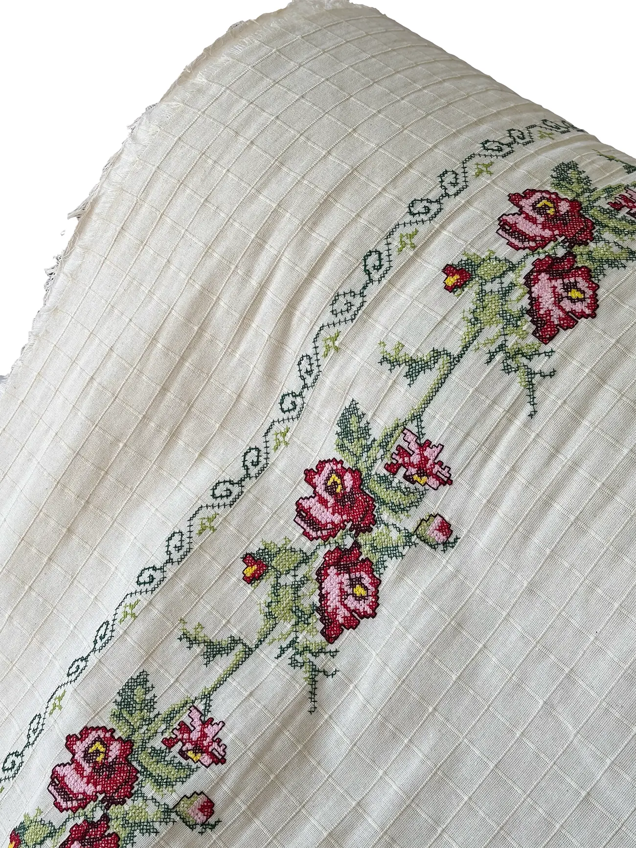 Kanaviçeli Monika Kumaş Serisi  - Kırmızı