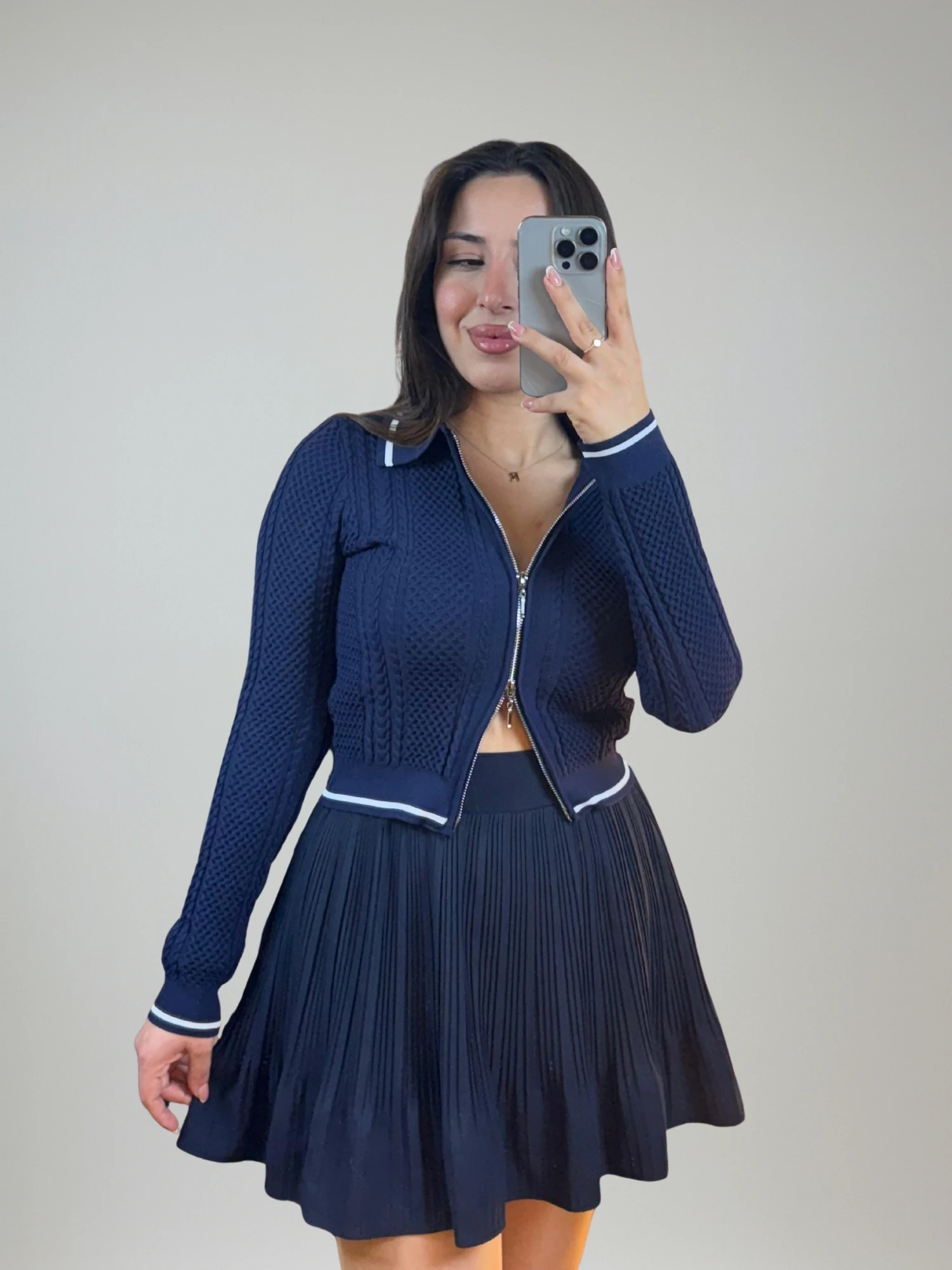 Ön Fermuarlı Lacivert Hırka