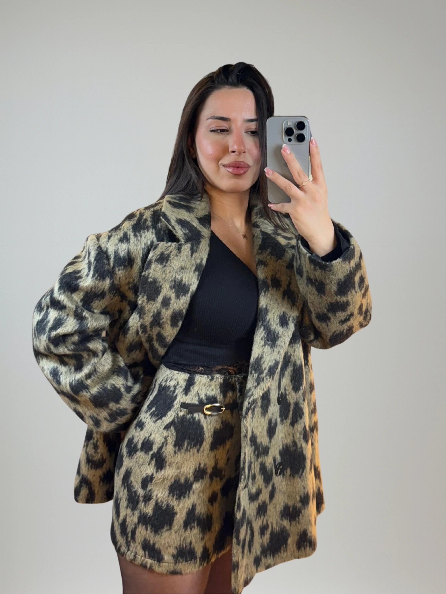 Leopar Desen Şort Etek ve Ceket Takımı