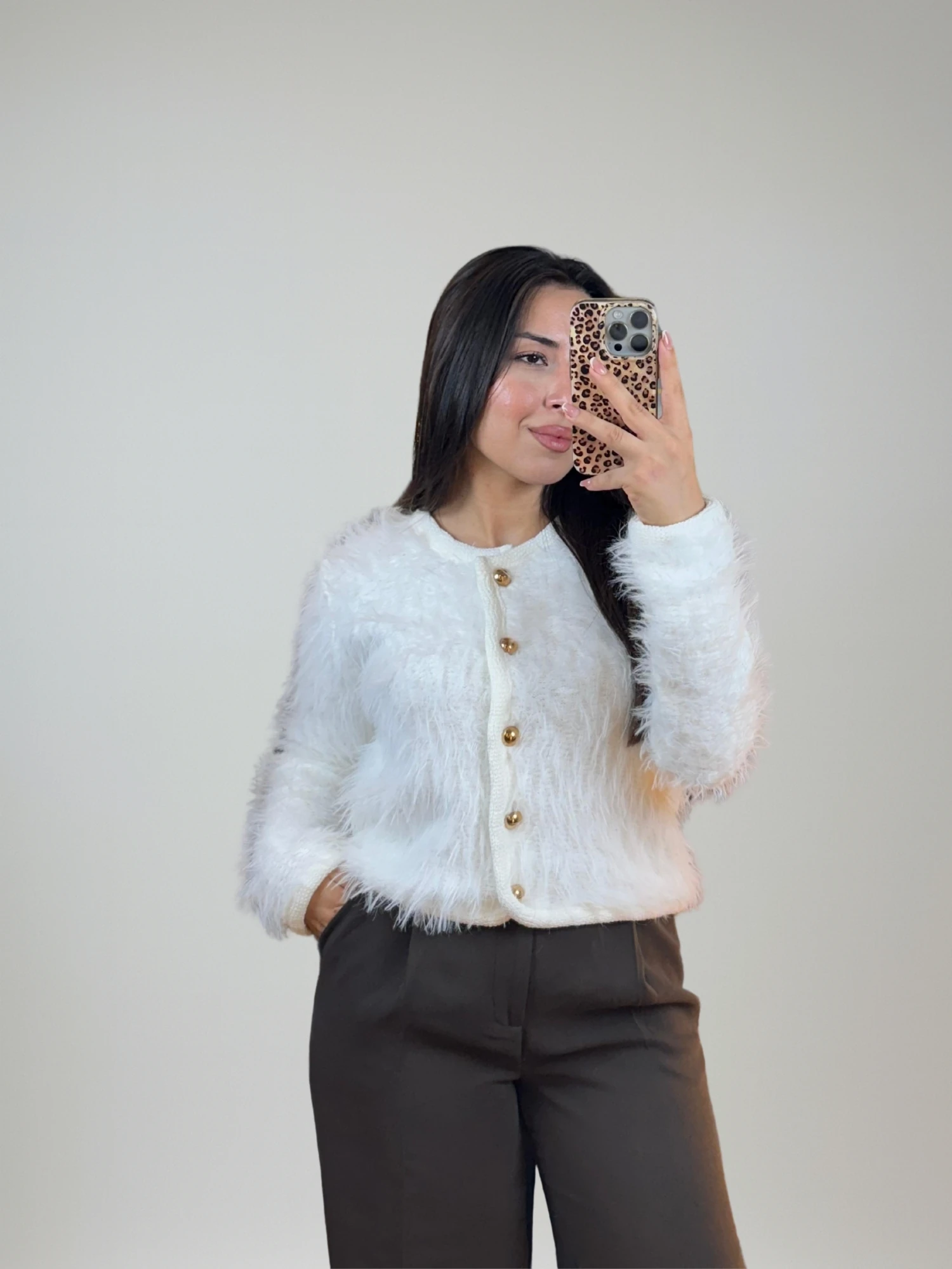 Ekru Peluş Görünümlü Kadın Hırka