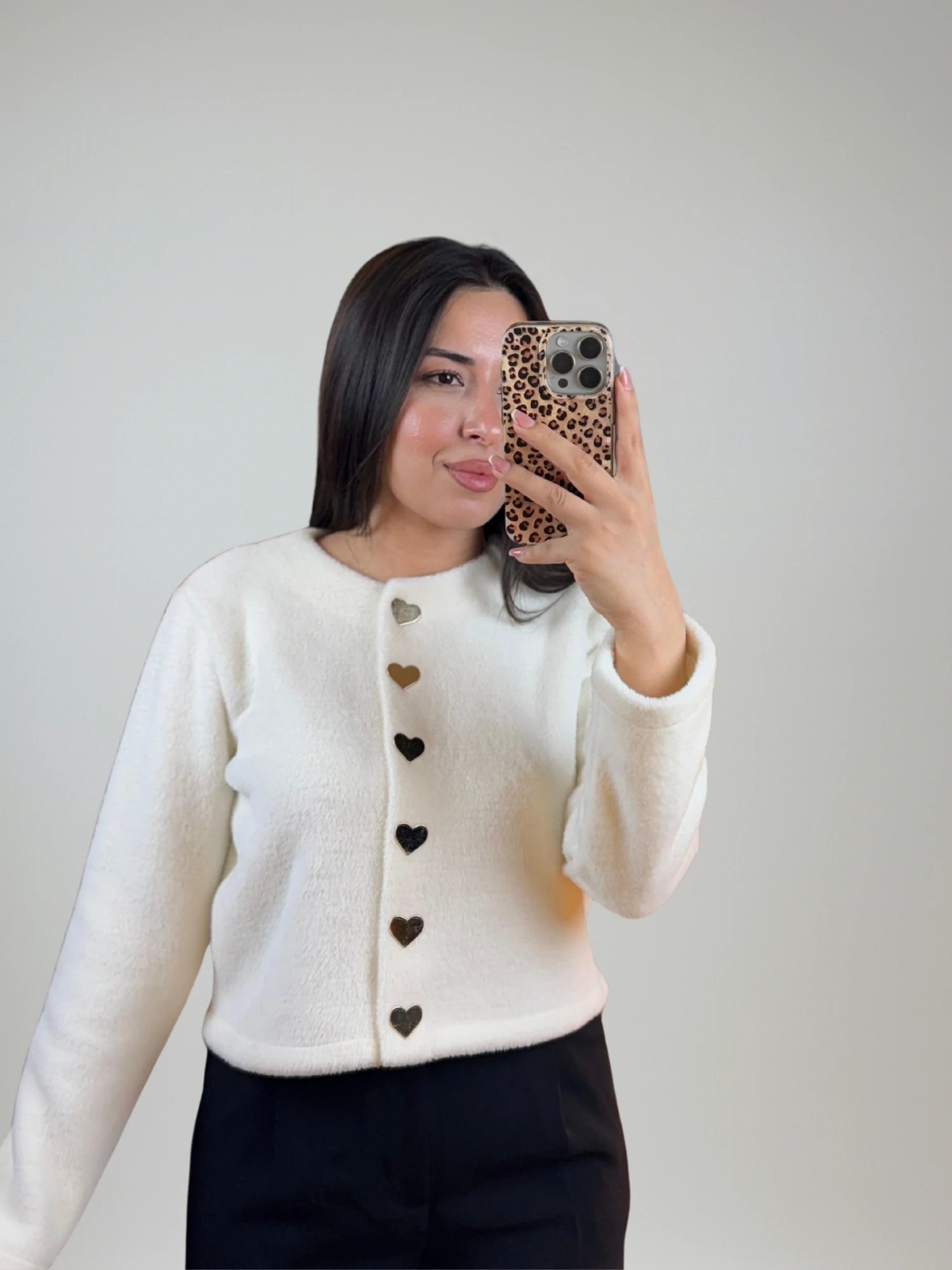 Ekru Kalp Düğmeli Hırka