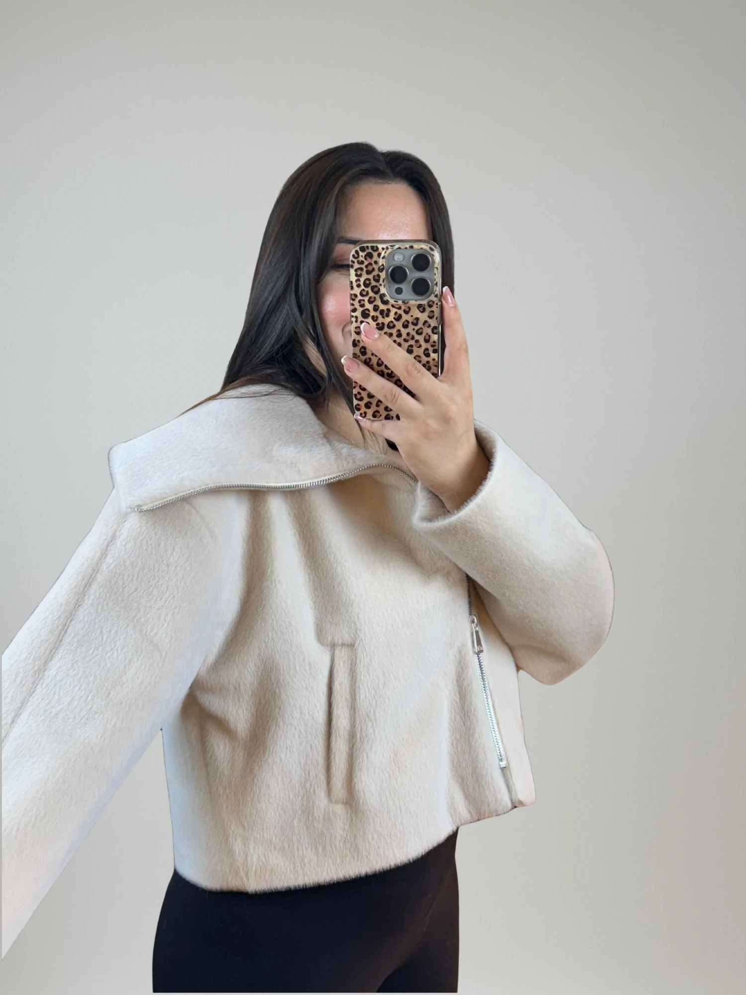 Boydan Fermuarlı Ekru Kısa Kürk