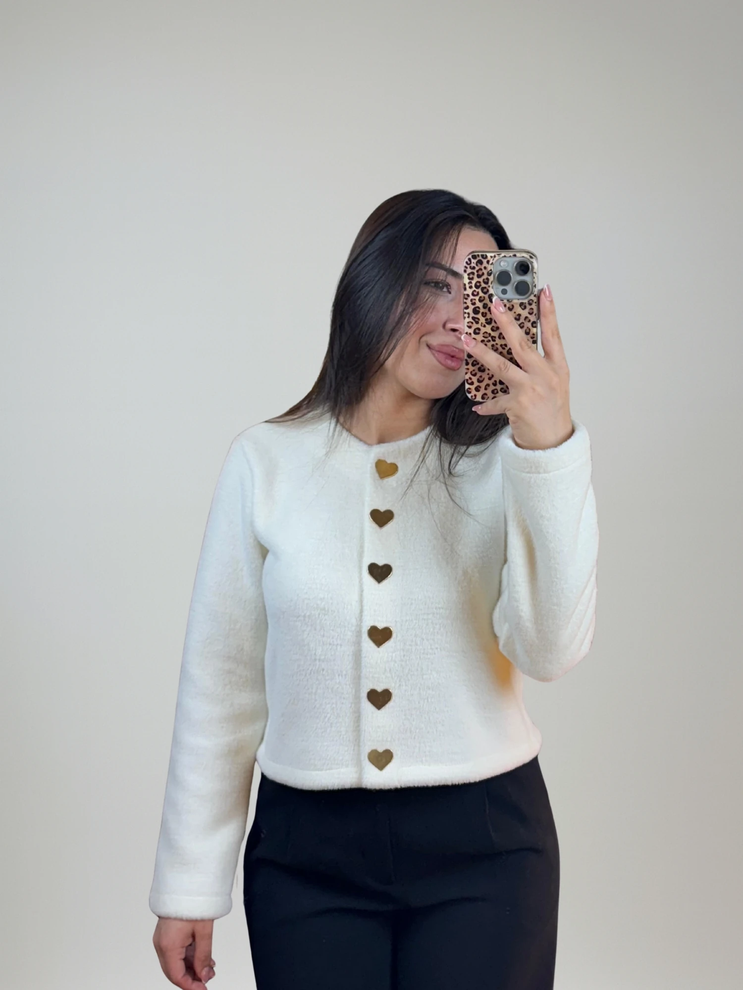 Ekru Kalp Düğmeli Hırka