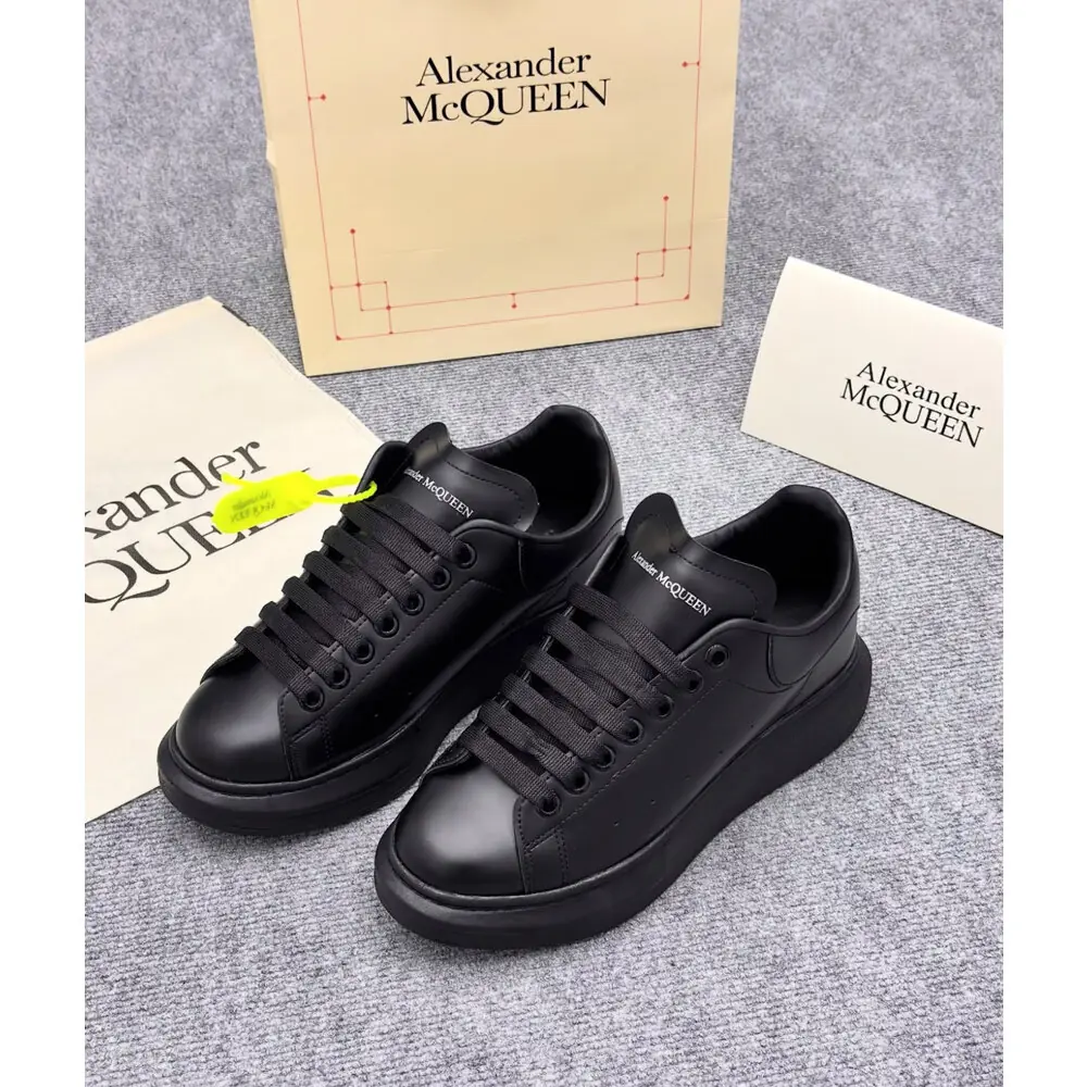 Alexander McQueen Black