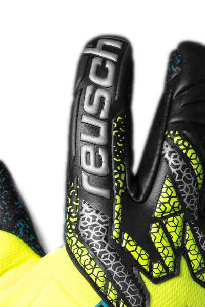 Reusch Attrakt Fusion Guardian  Profesyonel kaleci eldiveni