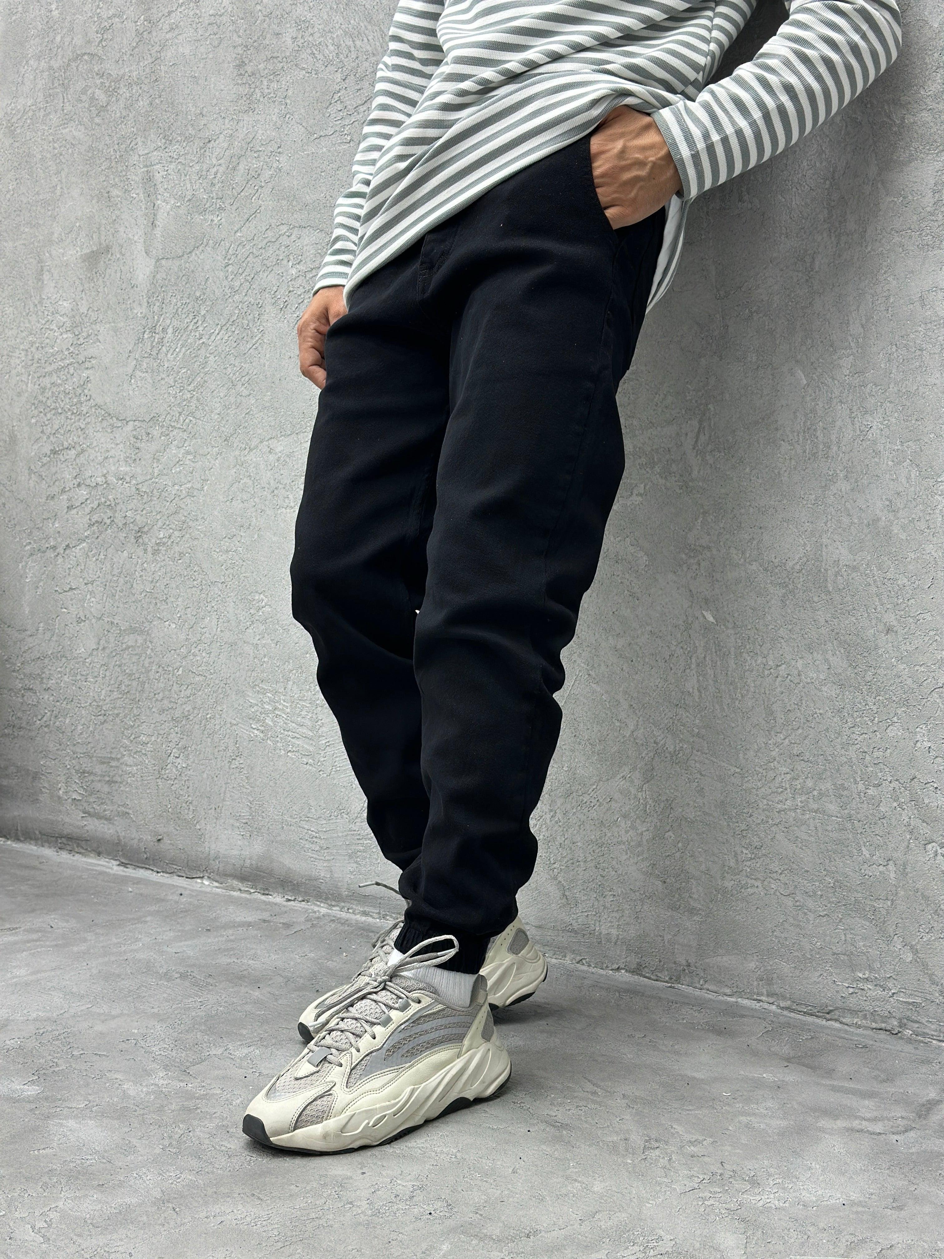 P363 Siyah Lastik Paça Kot Pantolon