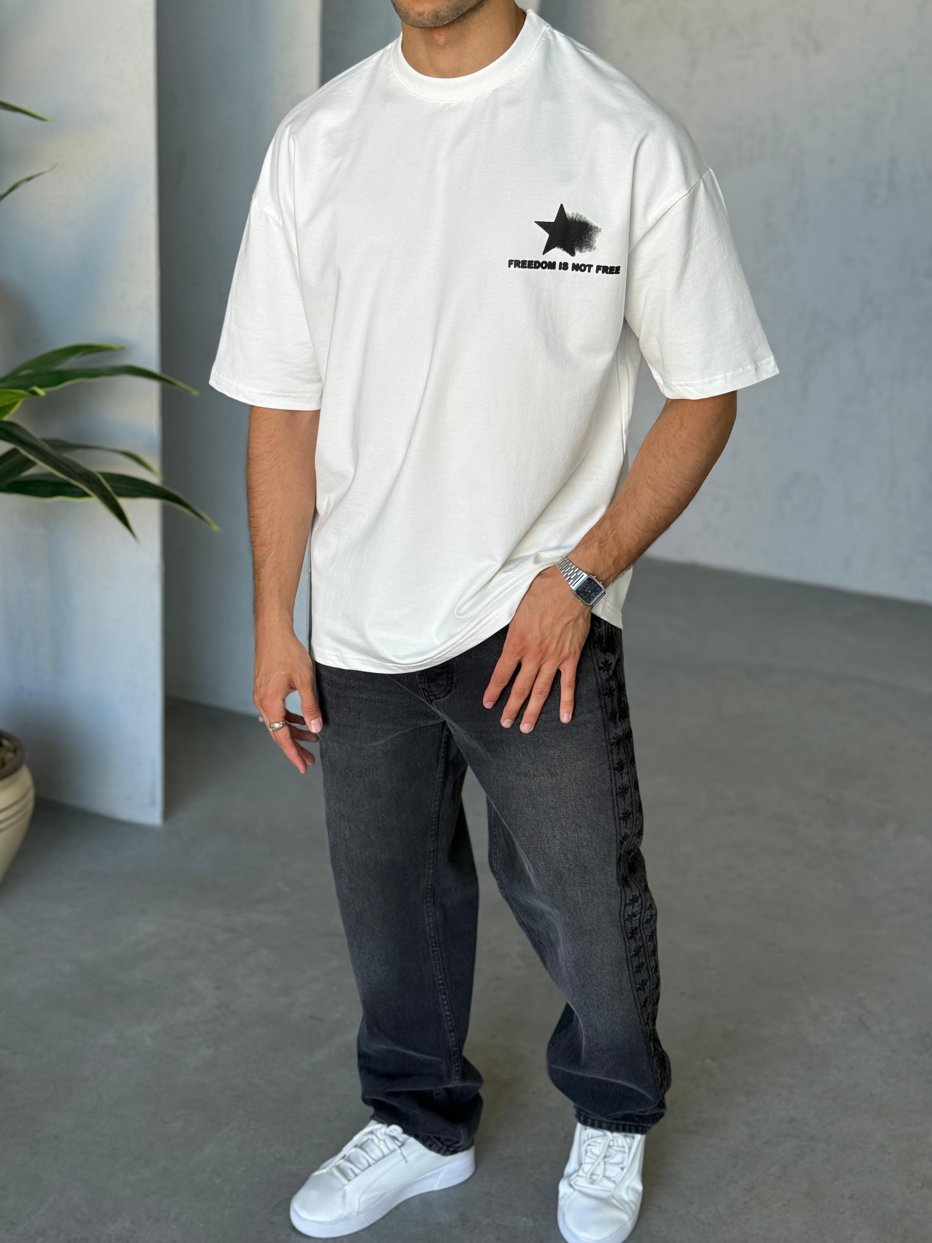 T6010 Yıldız Baskılı Yıkamalı Oversize T-shirt Beyaz