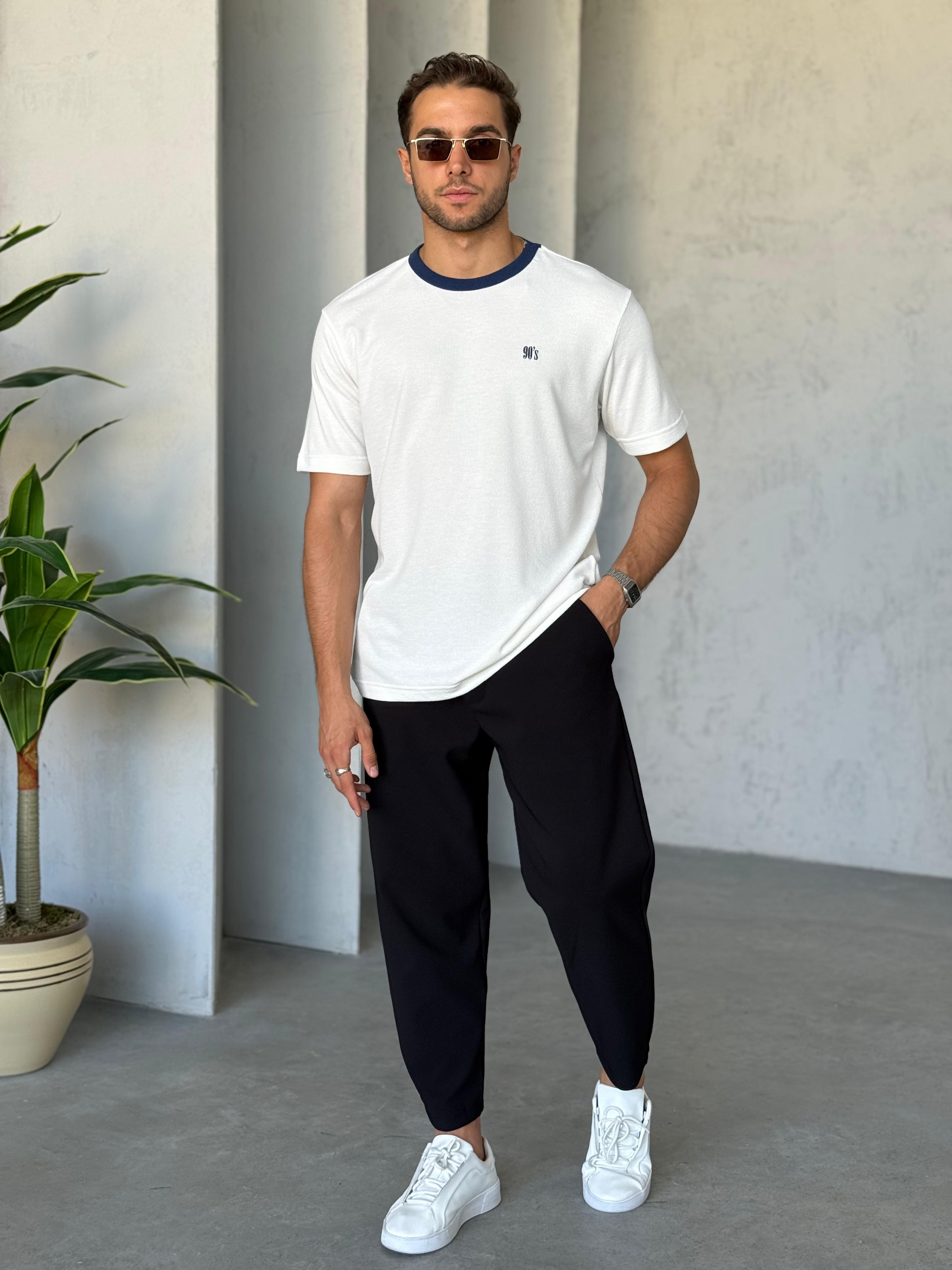 T7660 90’s nakışlı T-shirt Beyaz
