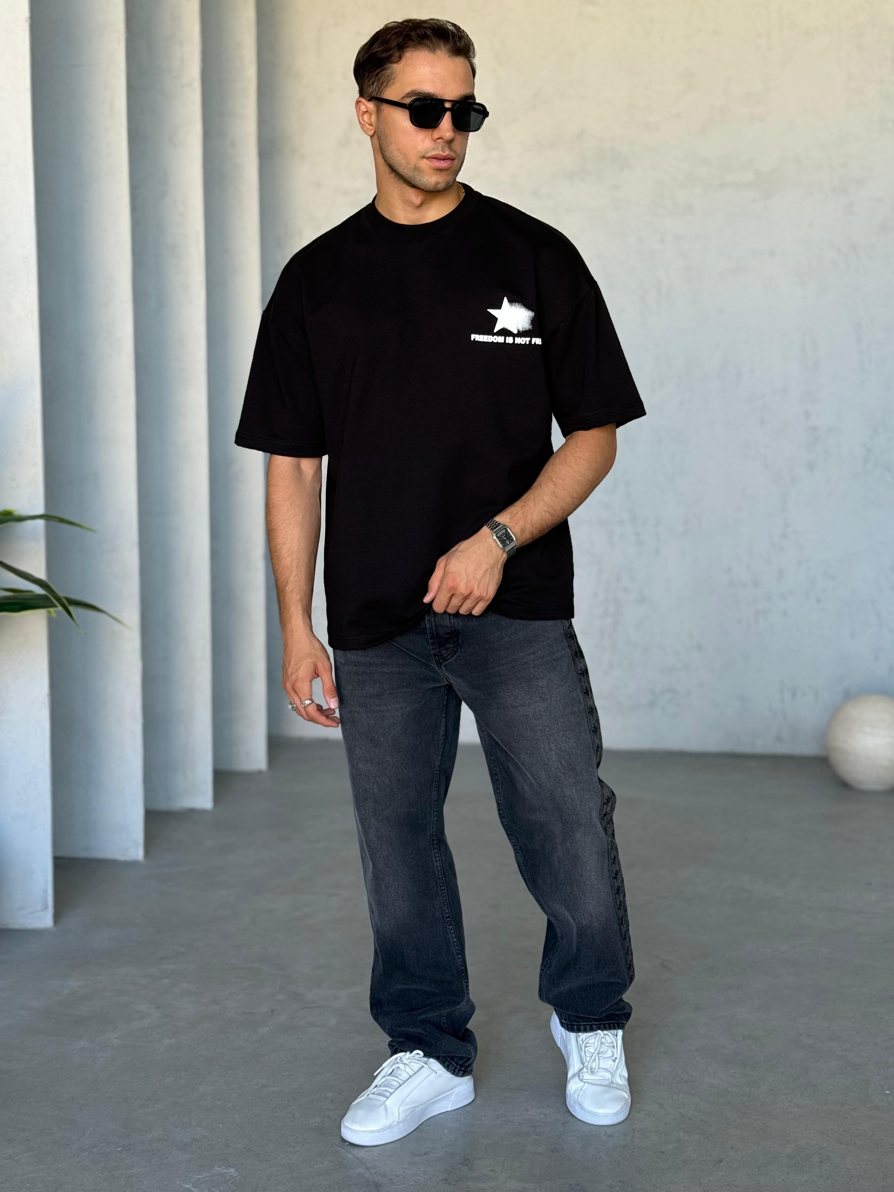 T6011 Yıldız Baskılı Yıkamalı Oversize T-shirt Siyah