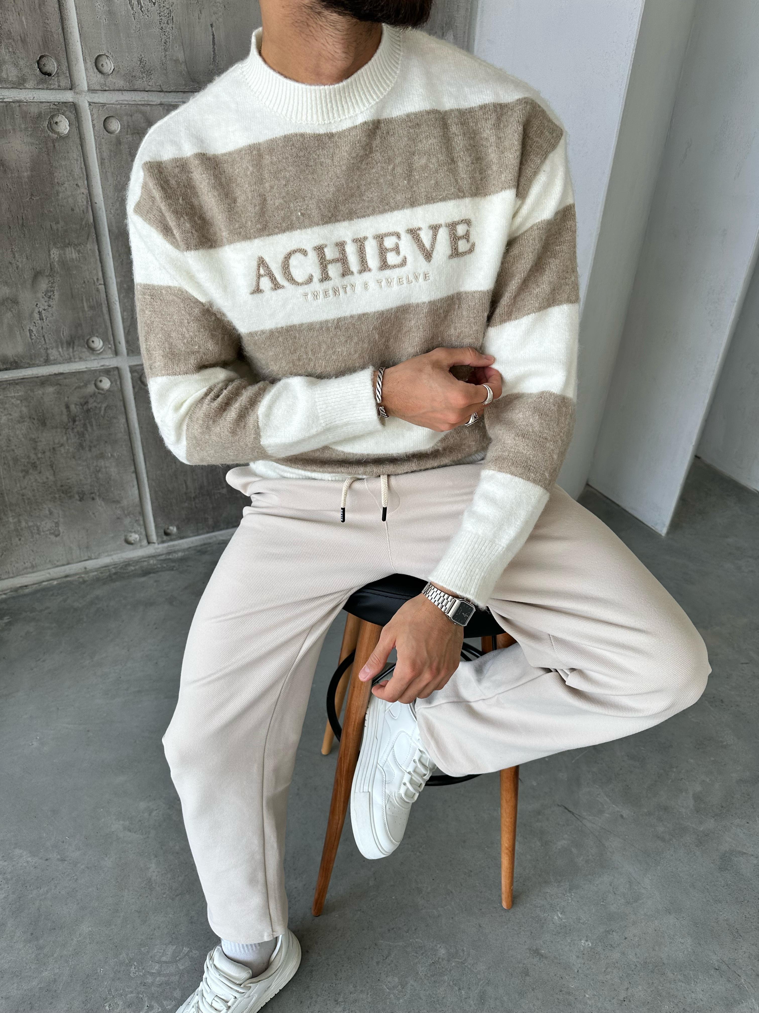 TR1063 ACHIEVE YAZILI TRİKO