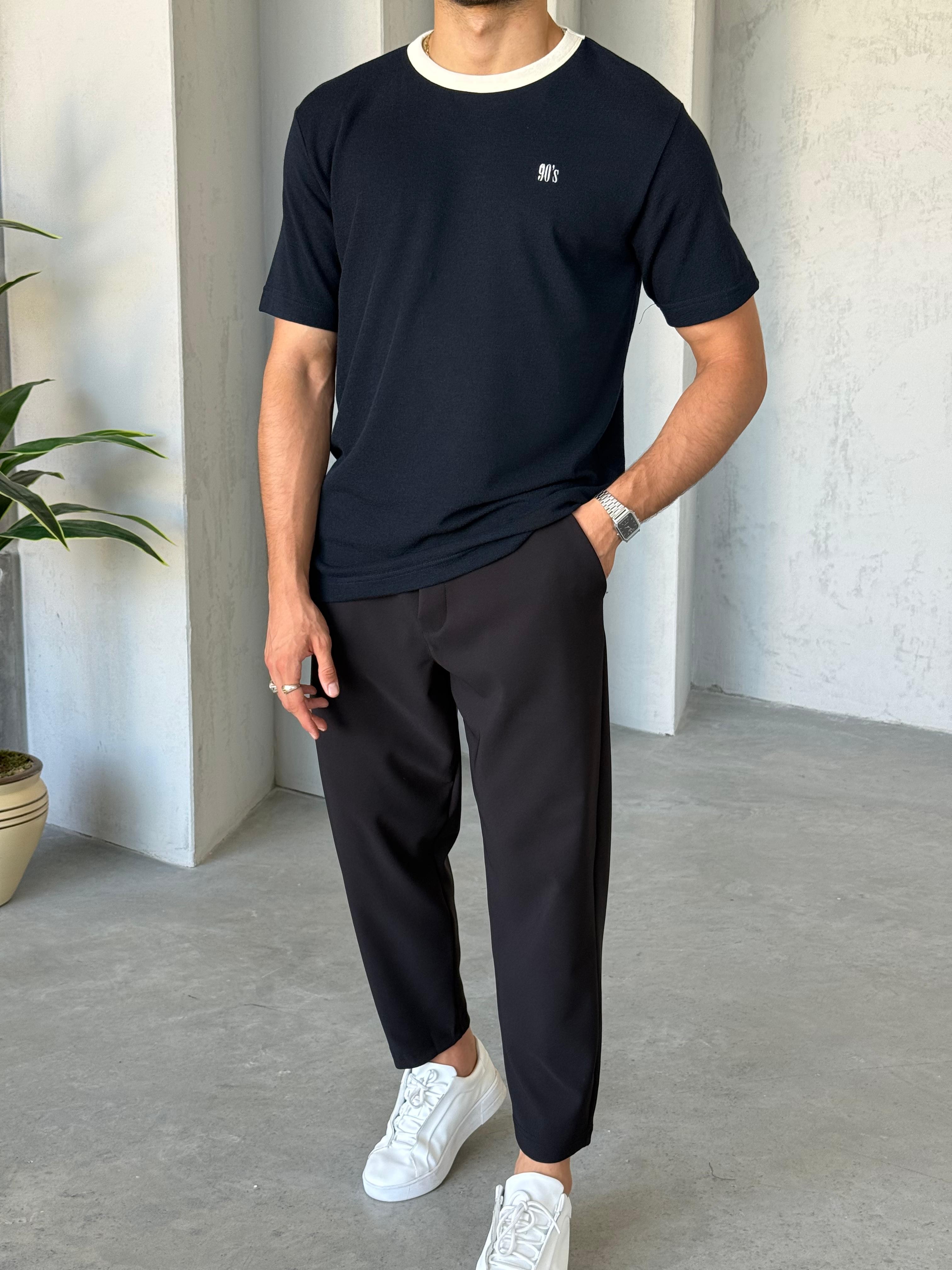 T7661 90’s nakışlı T-shirt Lacivert