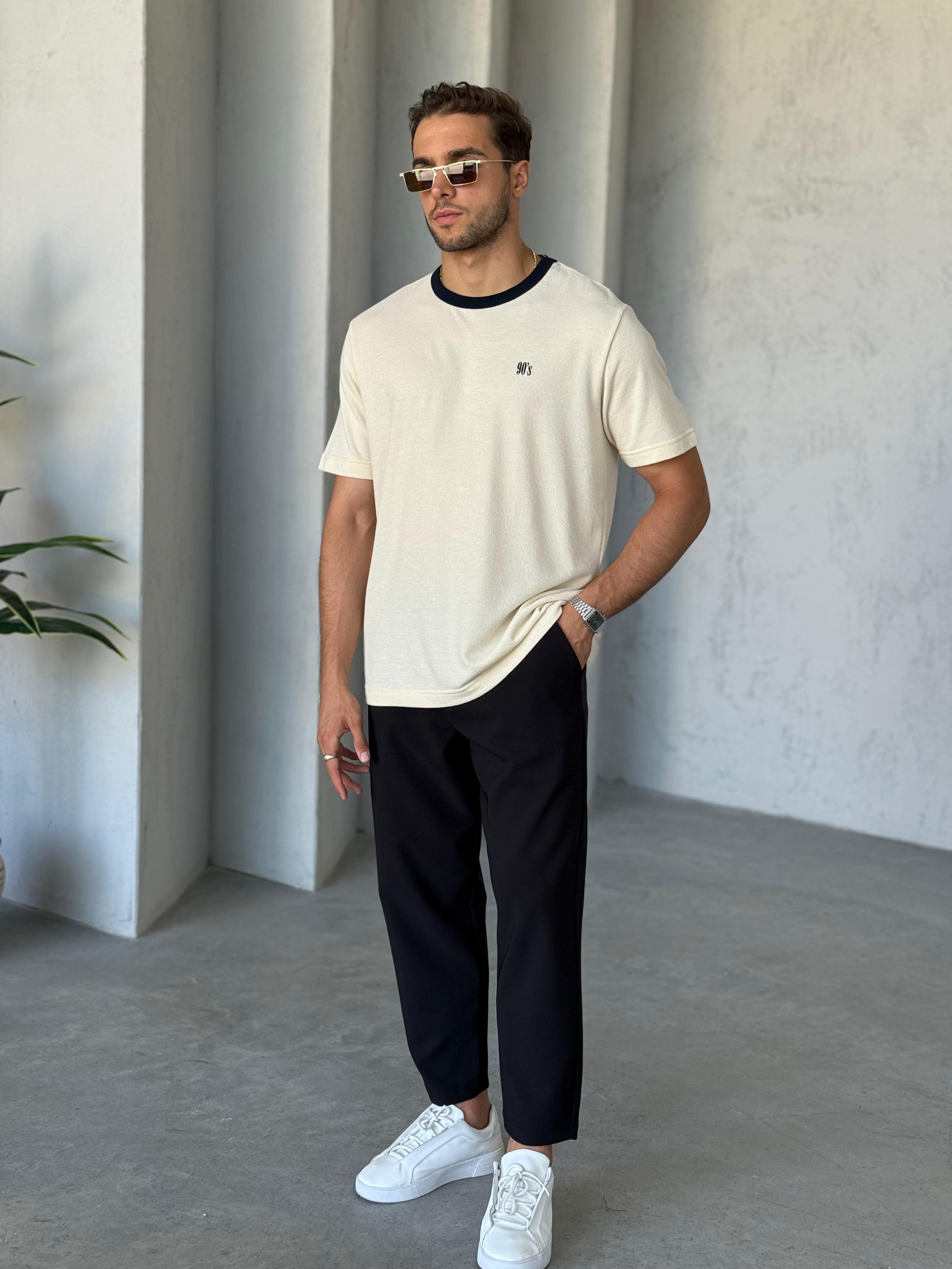 T7662 90’s nakışlı T-shirt Krem
