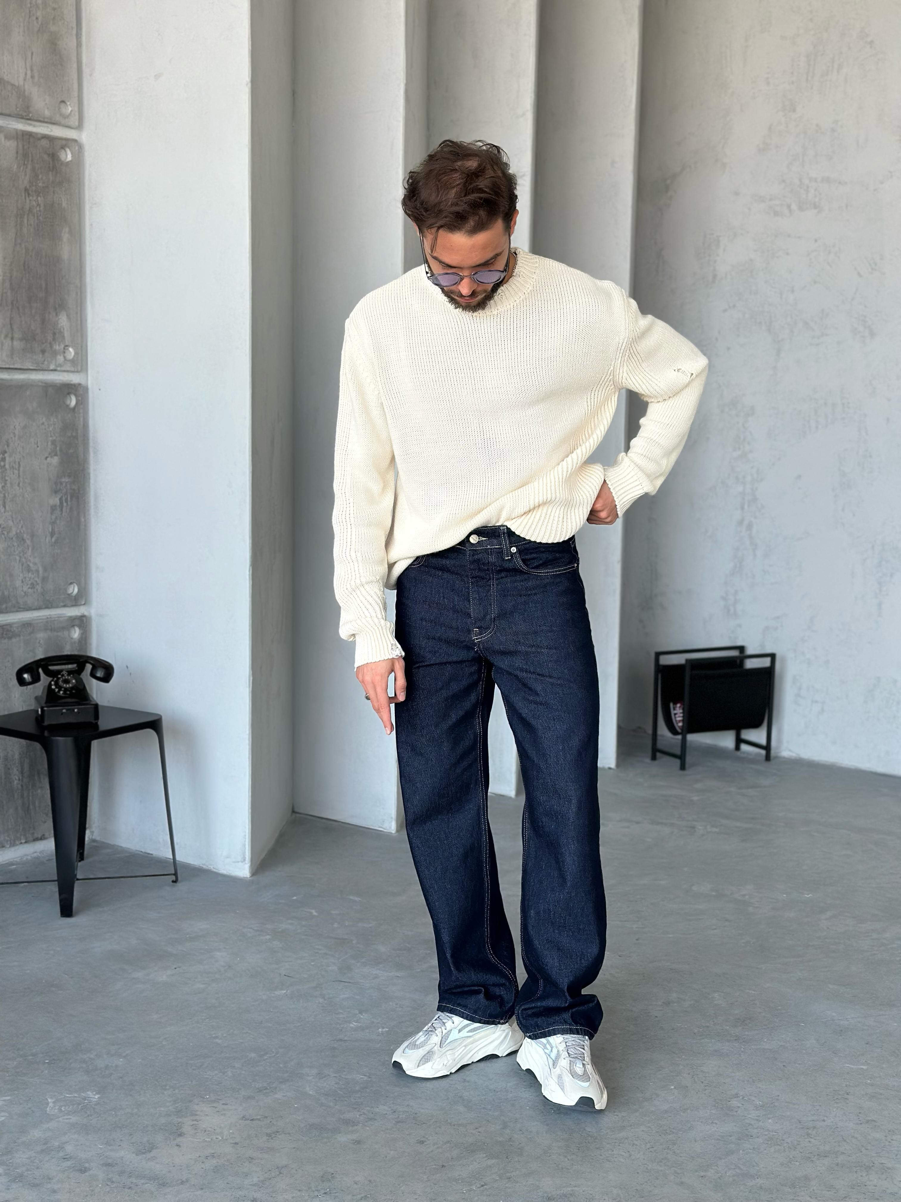 TR1033 OVERSIZE YIRTIK DETAYLI TRİKO KREM