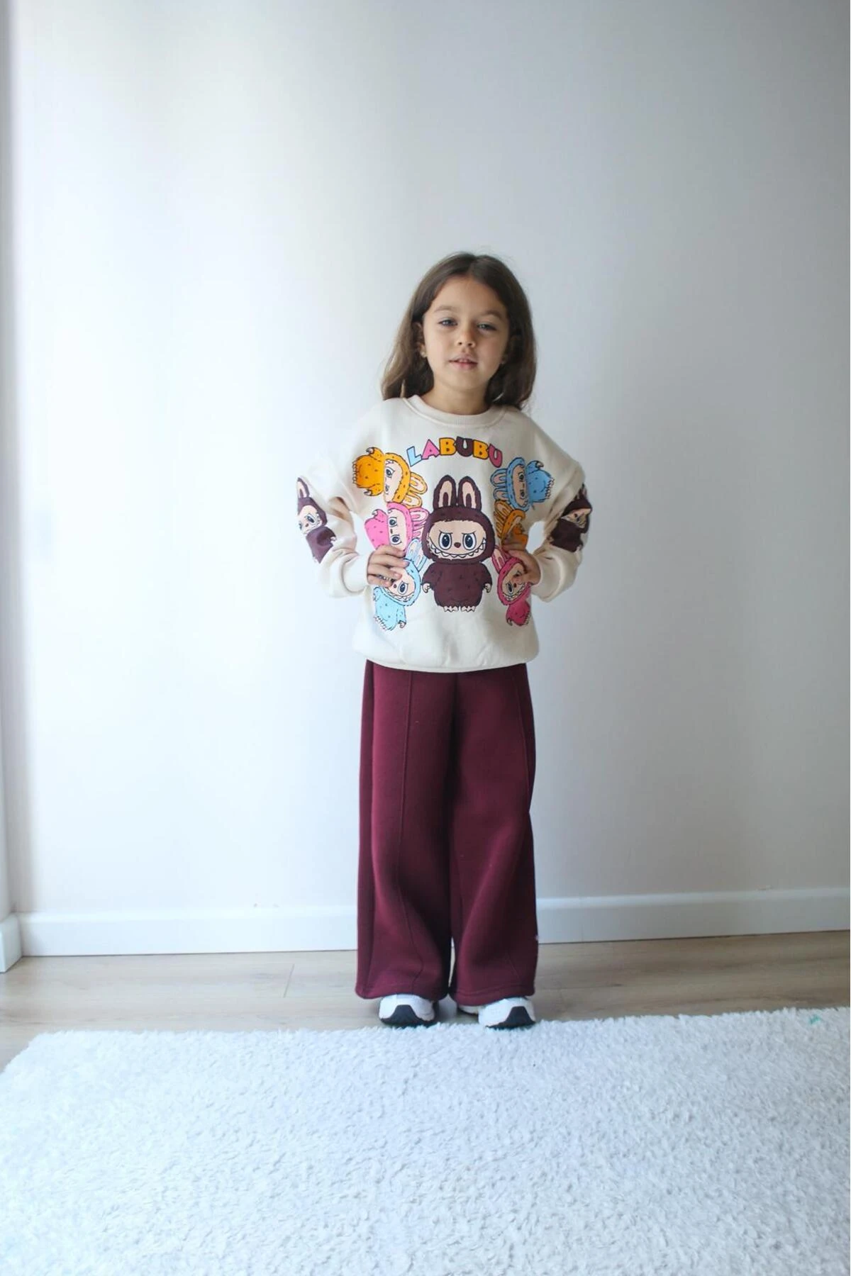 Kız Çocuk Krem Labubu Baskılı Eşofman Takımı Alt Üst Takımı