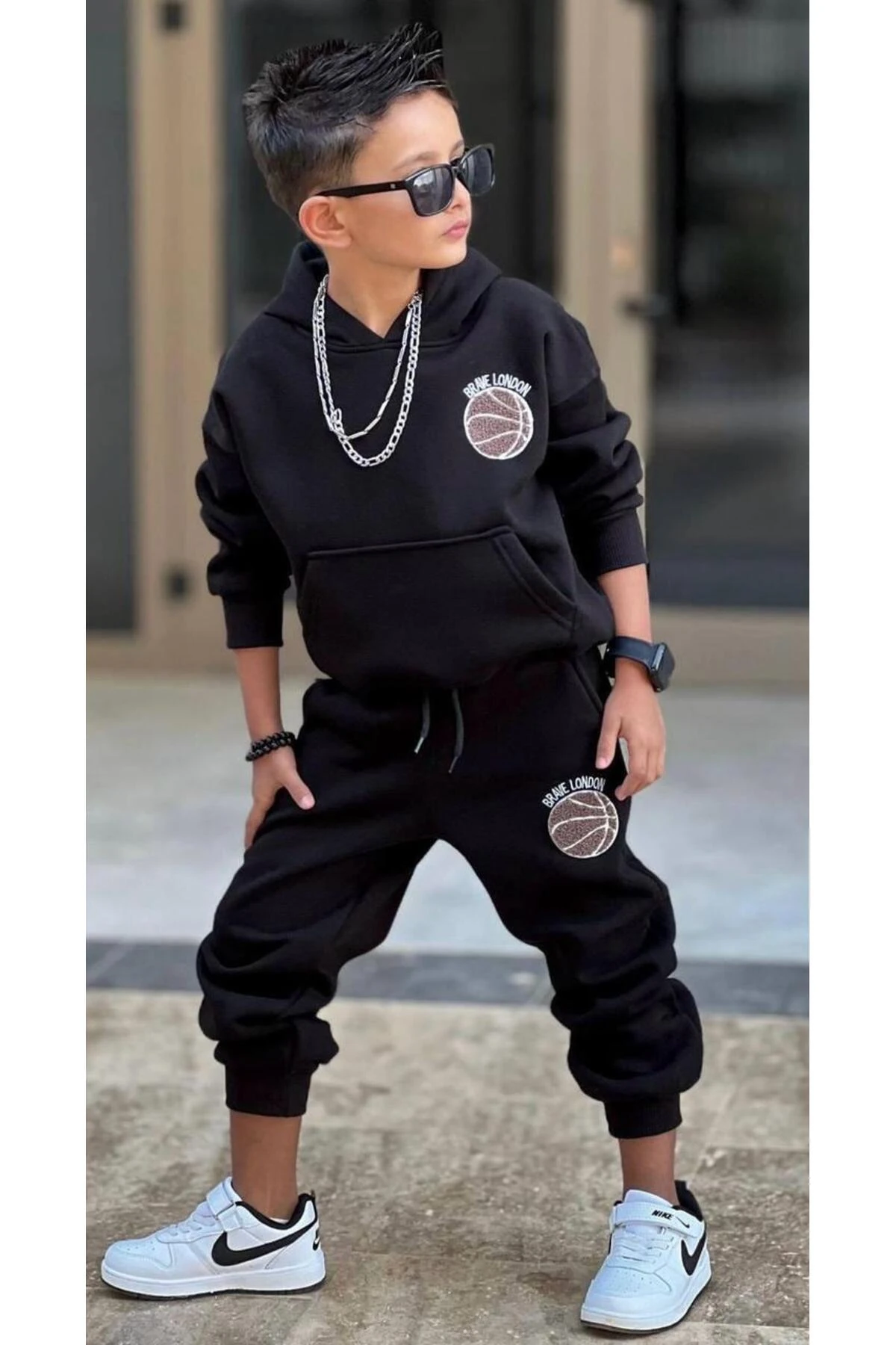 Erkek Çocuk Siyah Kapüşonlu Basketbol Desenli Eşofman Takımı Alt Üst Takım