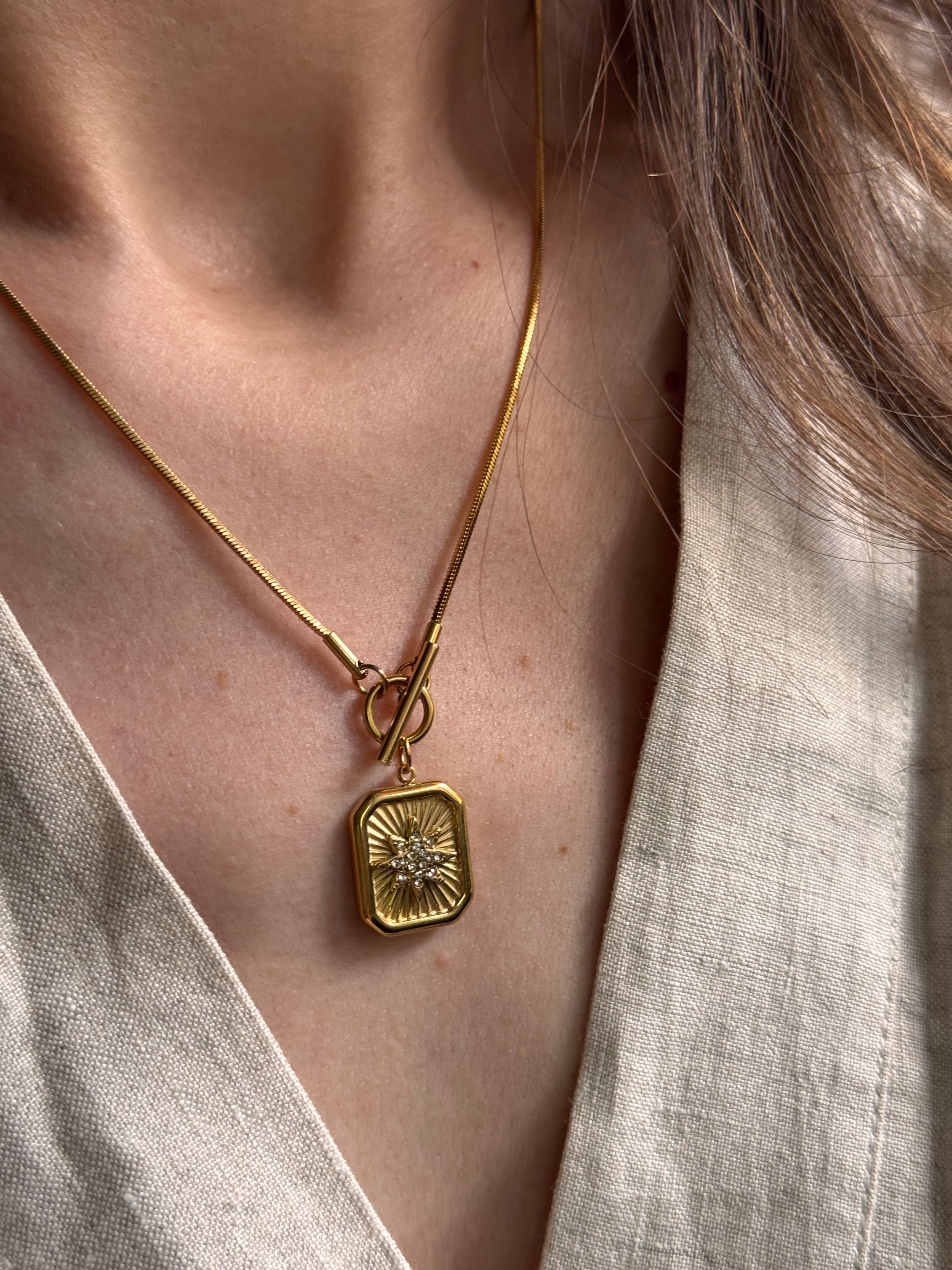 Amor Gold Kolye