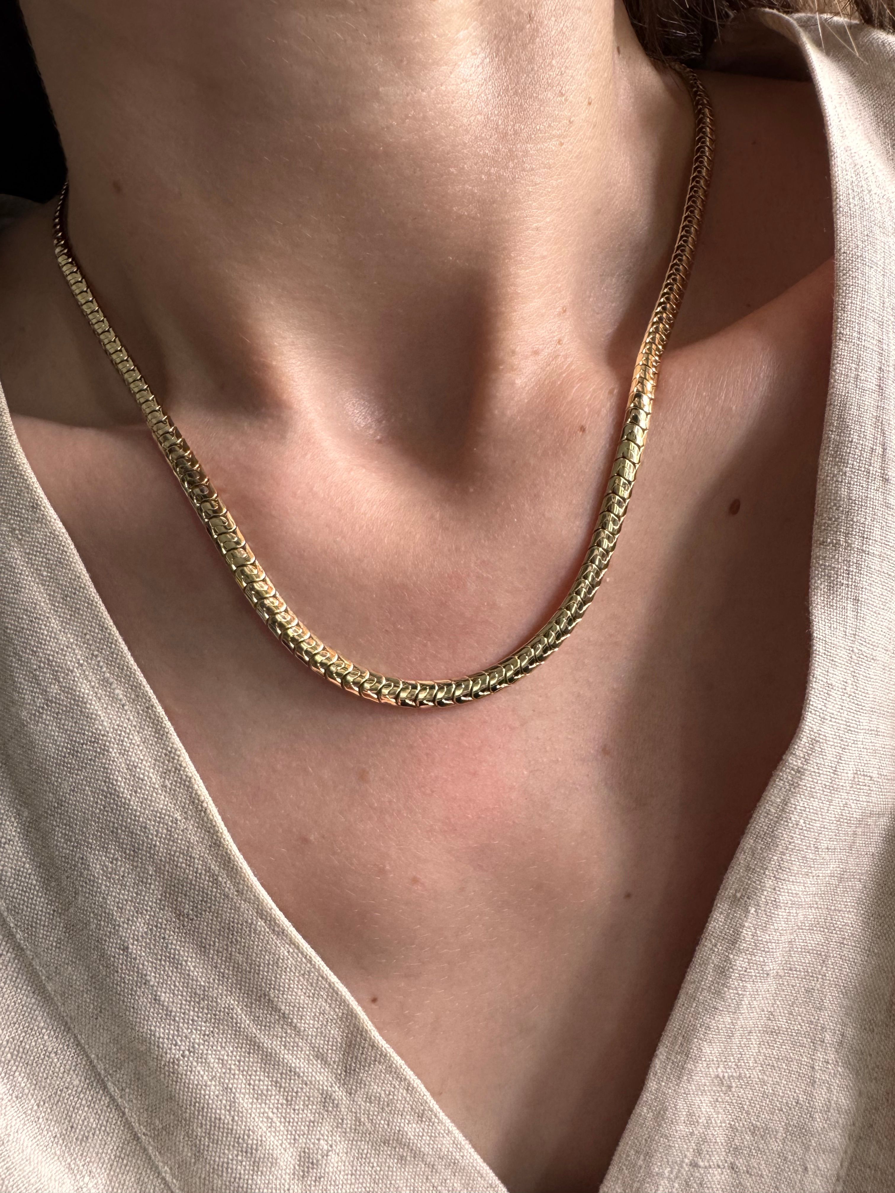 Padded Gold Kolye