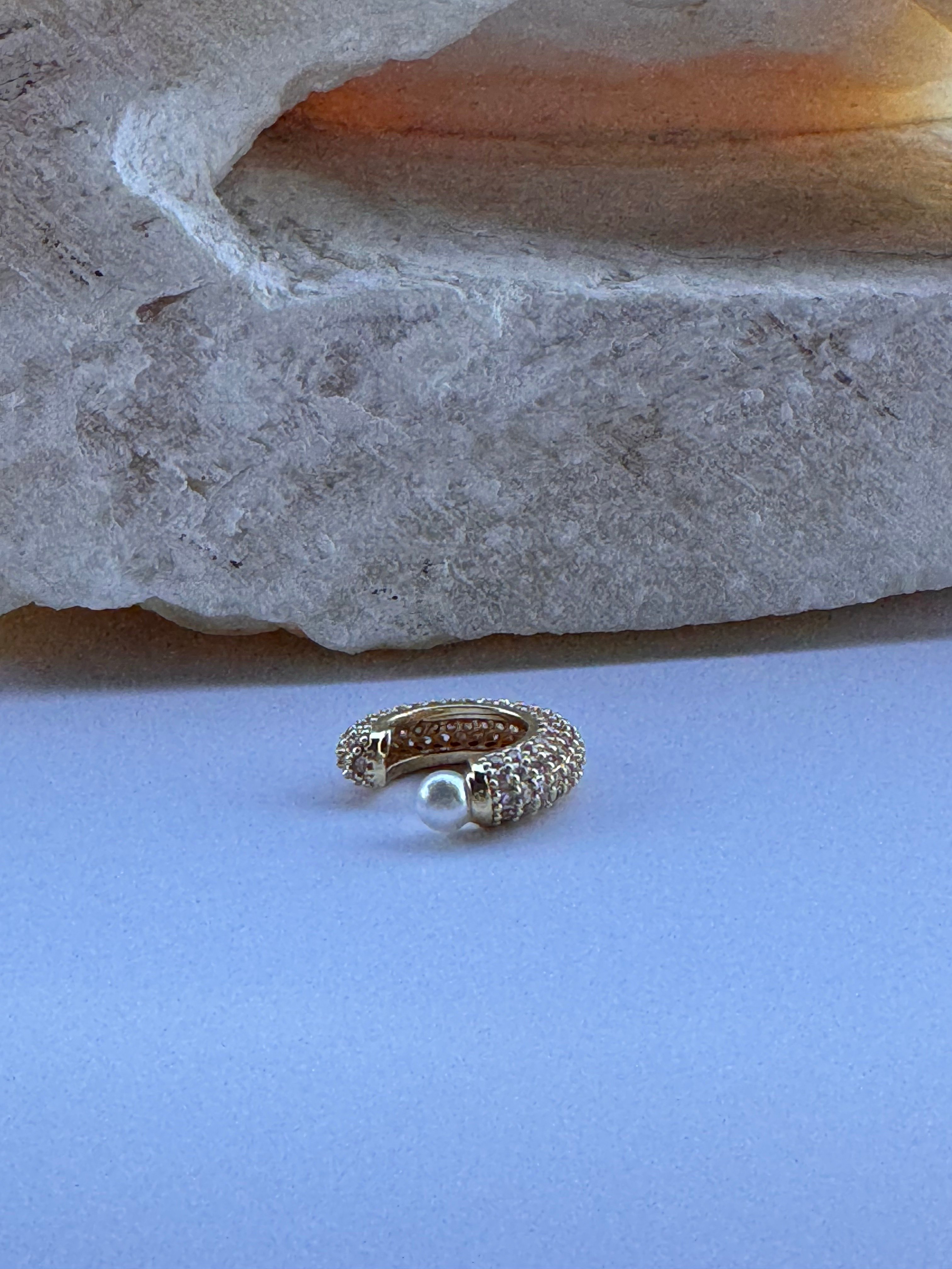 Earcuff