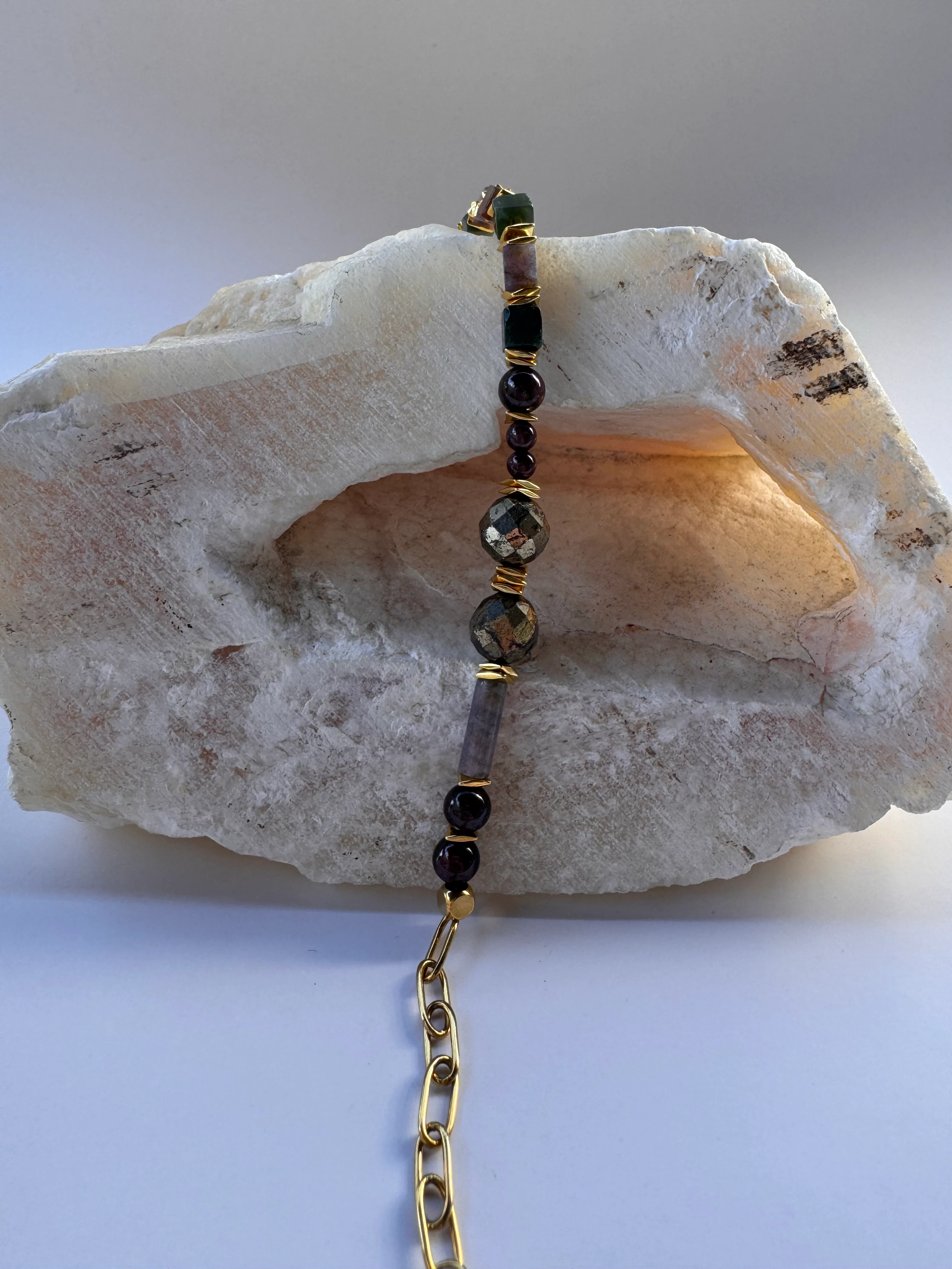 Pirit, Garnet ,Akik(Negatif Enerji Kalkanı ve Bolluk Bereket)Tasarım Bileklik