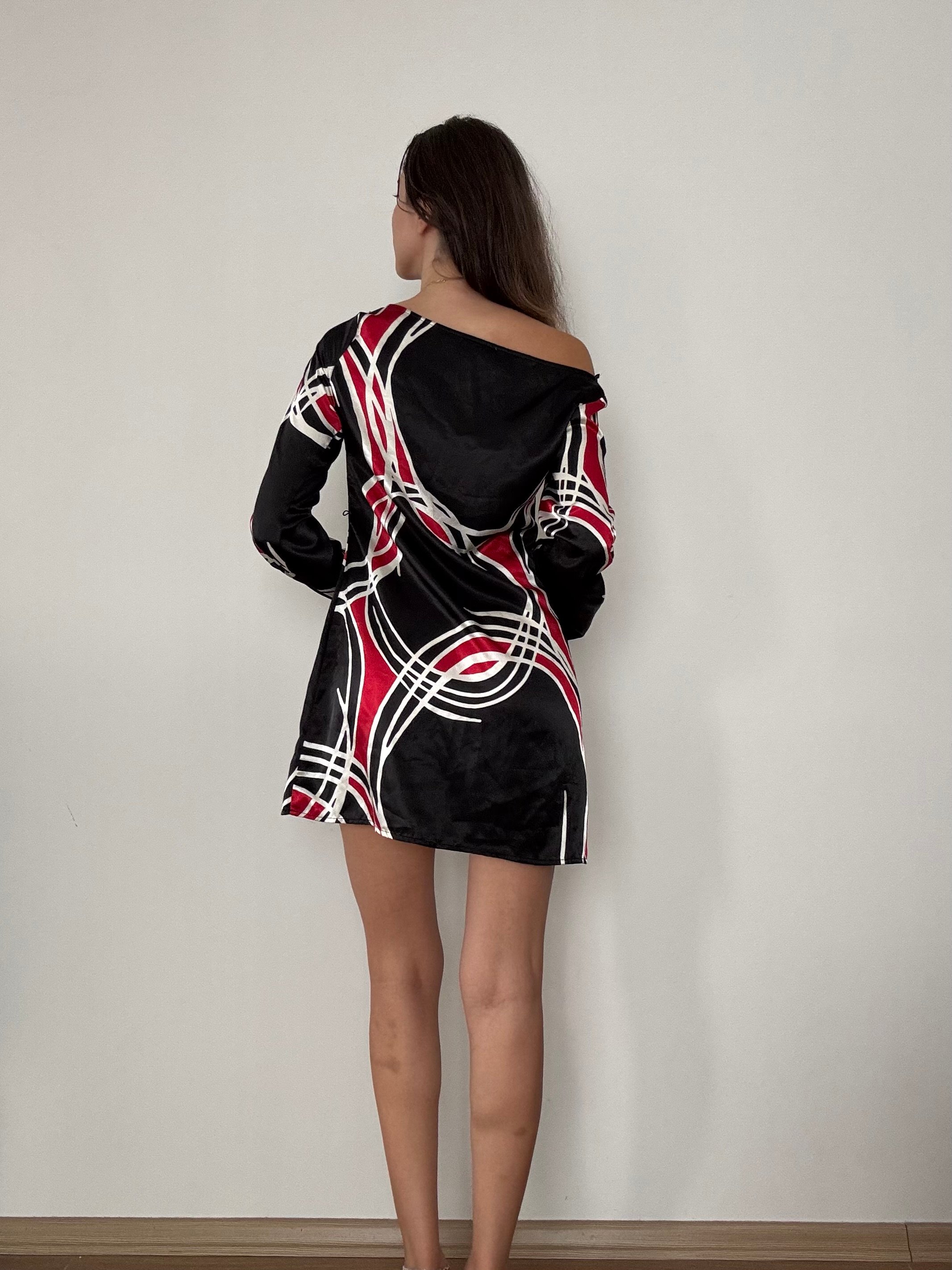 Desenli Saten Mini Elbise 