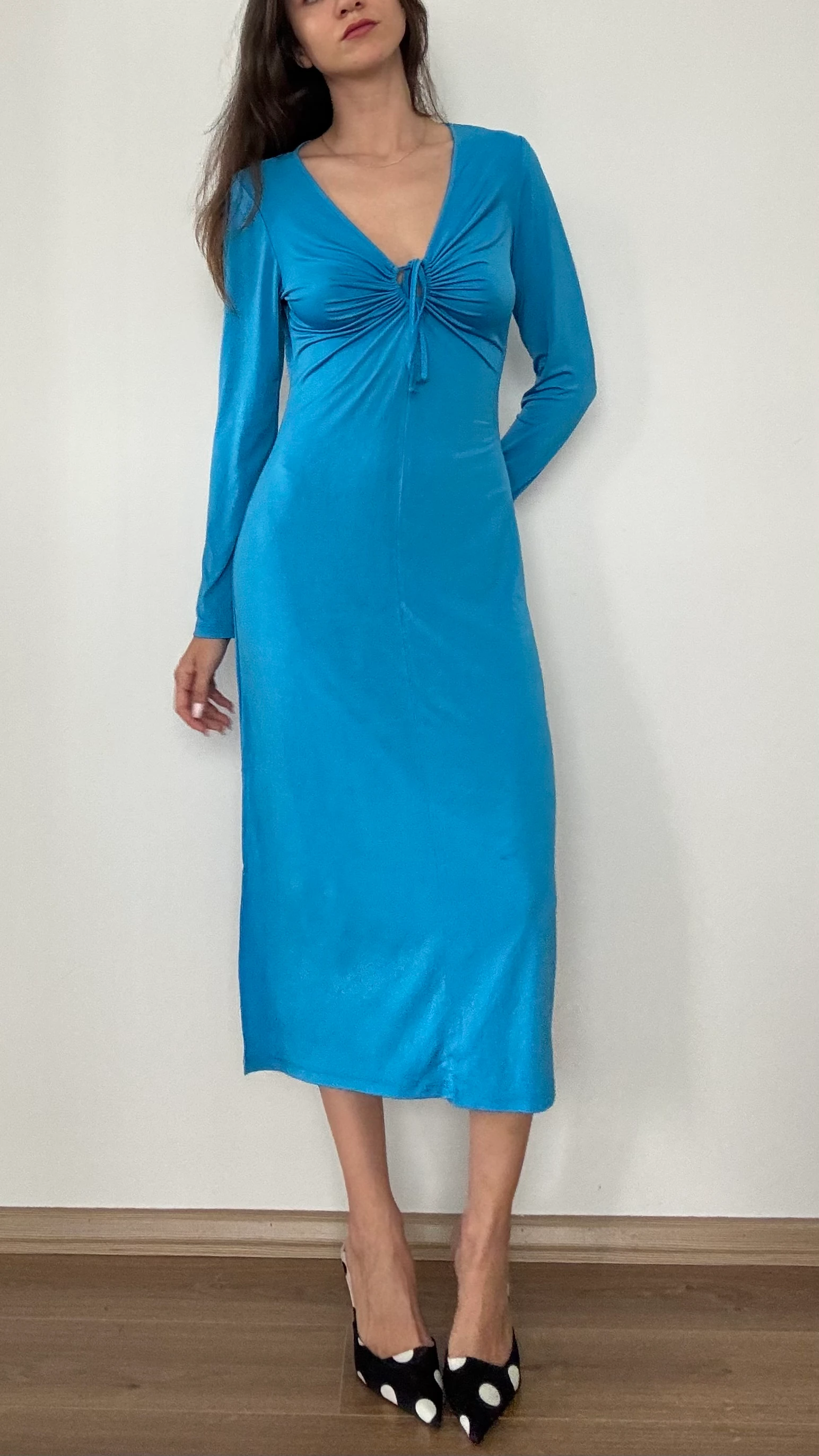 Turkuaz Bağlama Detaylı Midi Elbise 