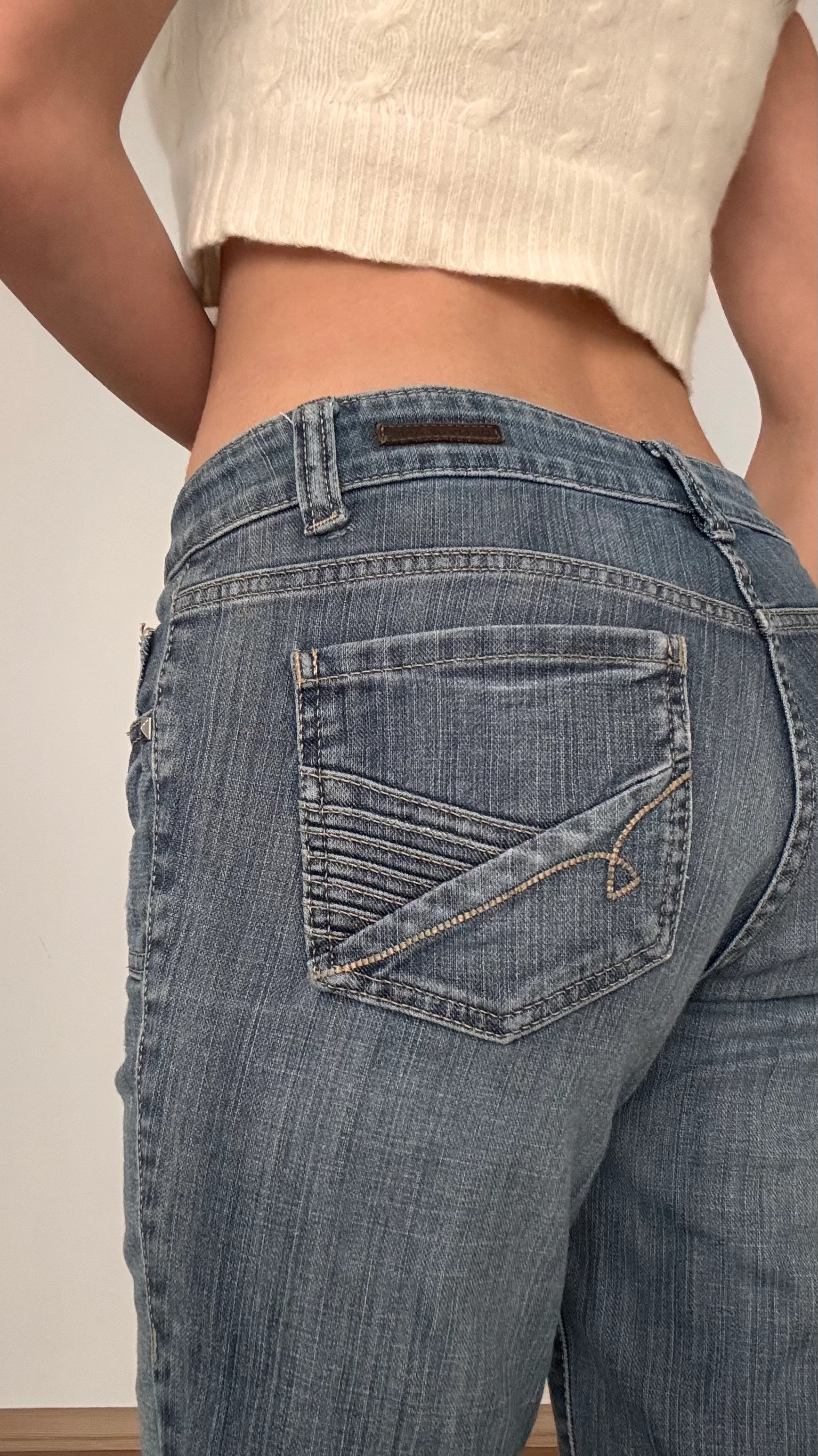 Cep Detaylı Düşük Bel jean 