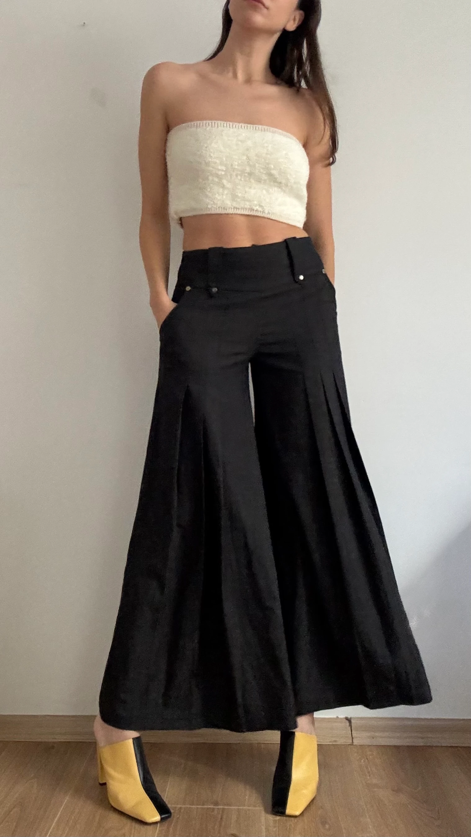 Pileli Geniş Paça Pantolon 