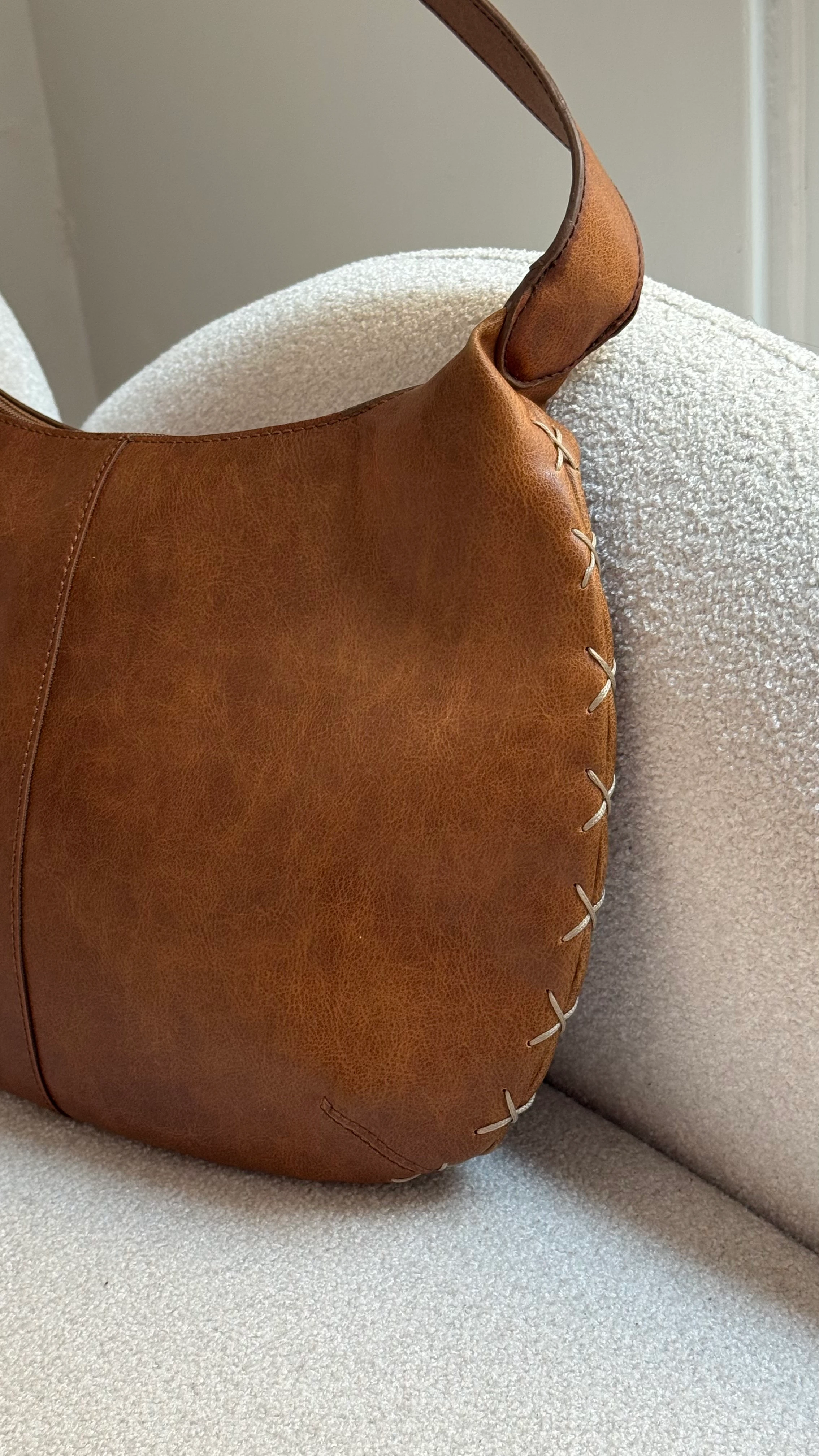 Nine West Deri Omuz Çantası 