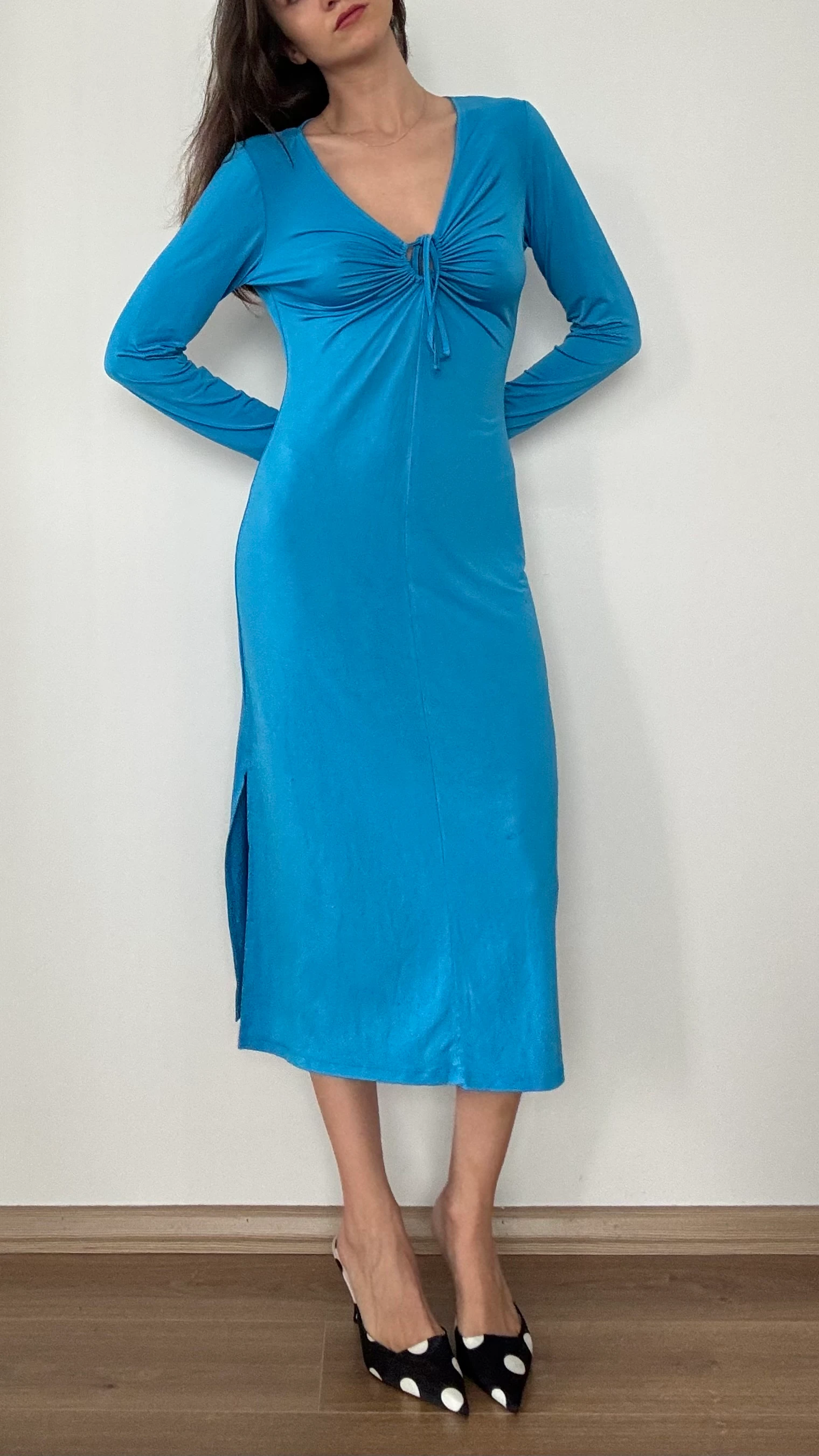 Turkuaz Bağlama Detaylı Midi Elbise 