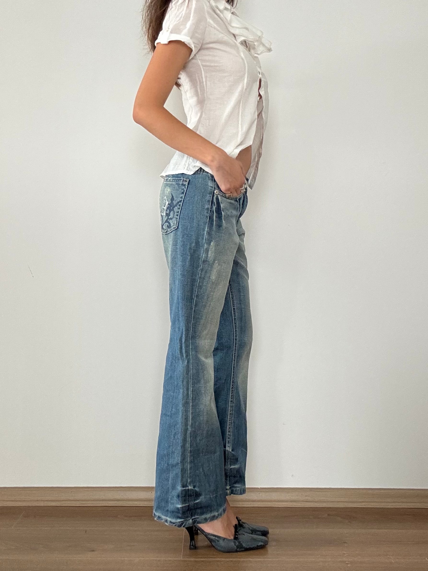 İşlemeli Düşük Bel Jean 