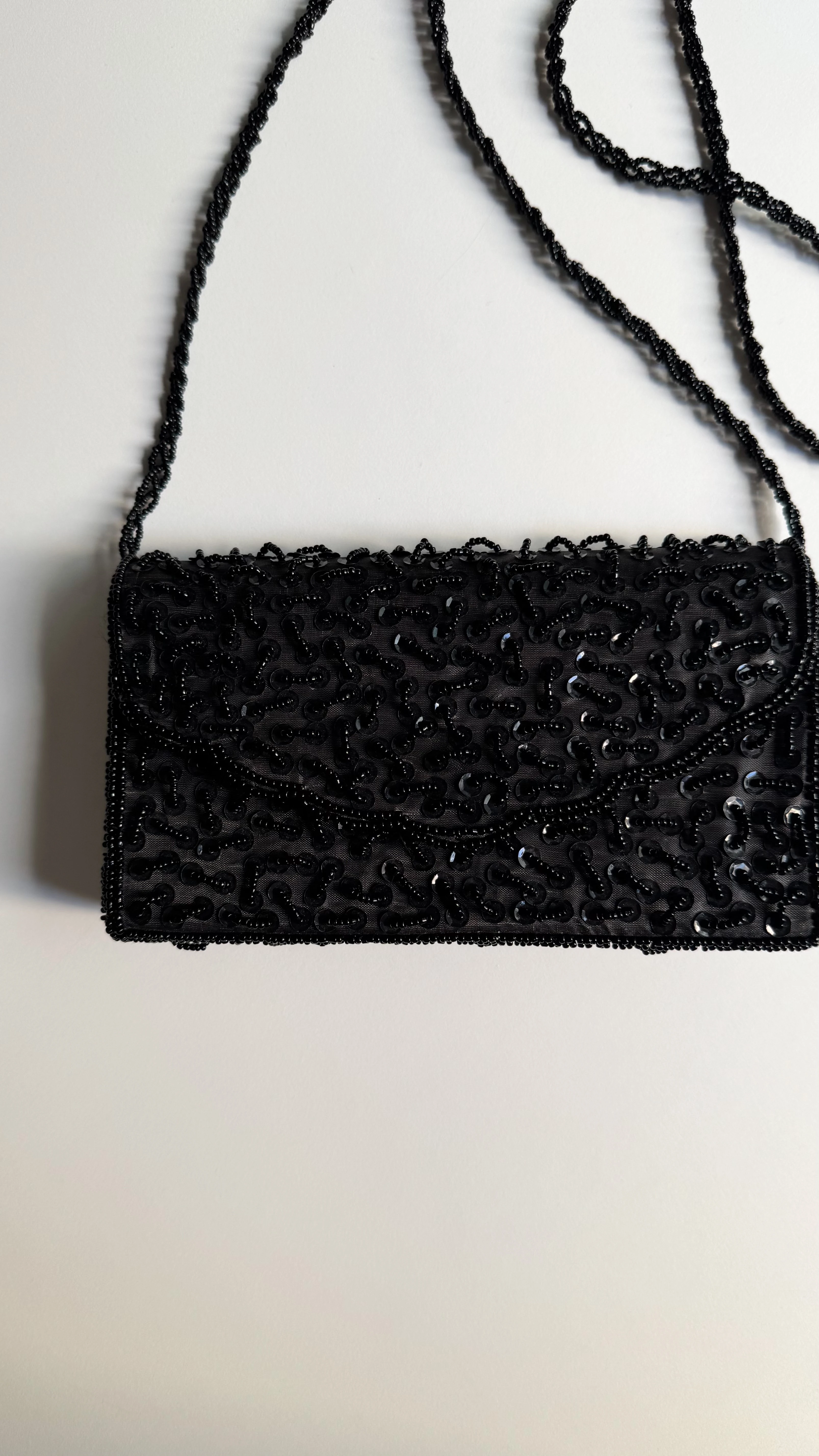 Boncuk İşlemeli Siyah Çanta 