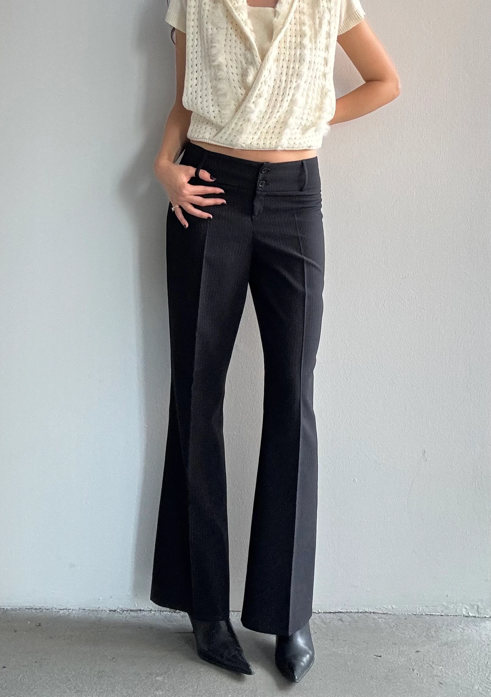 Siyah Fit Kesim Pantolon 