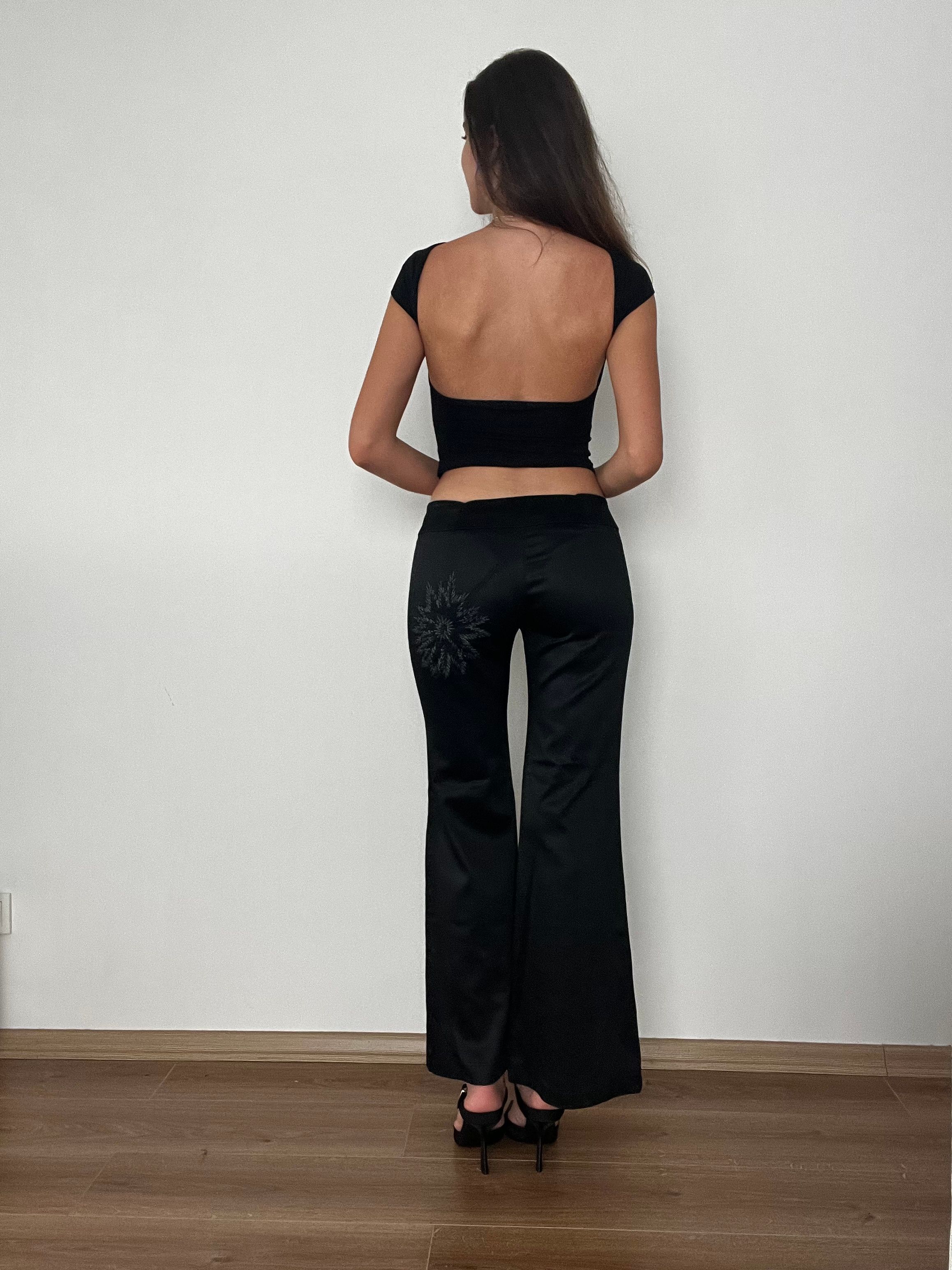 İşlemeli Saten Pantolon 