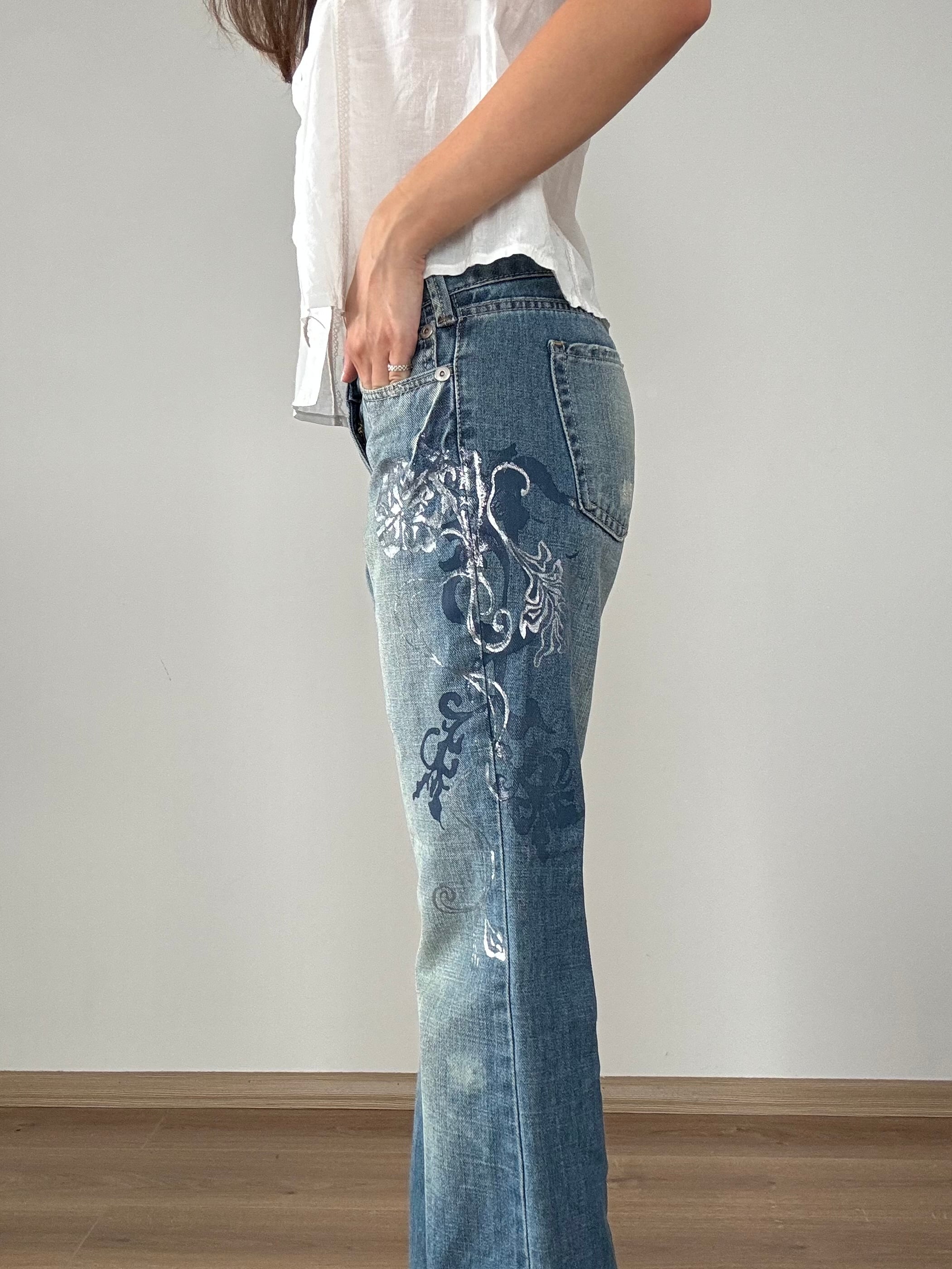 İşlemeli Düşük Bel Jean 
