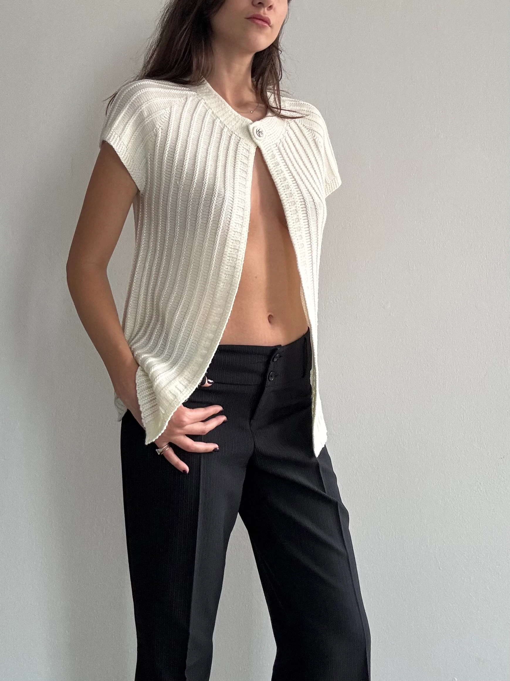 Tek Düğmeli Kısa Kollu Hırka 