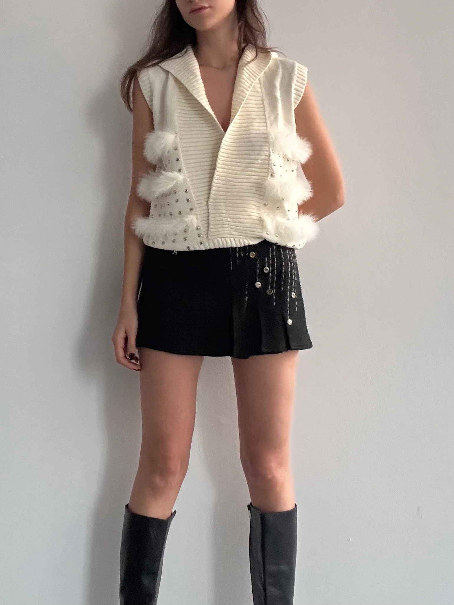 Kürk Ve Taş Detaylı Krem Triko Kazak 