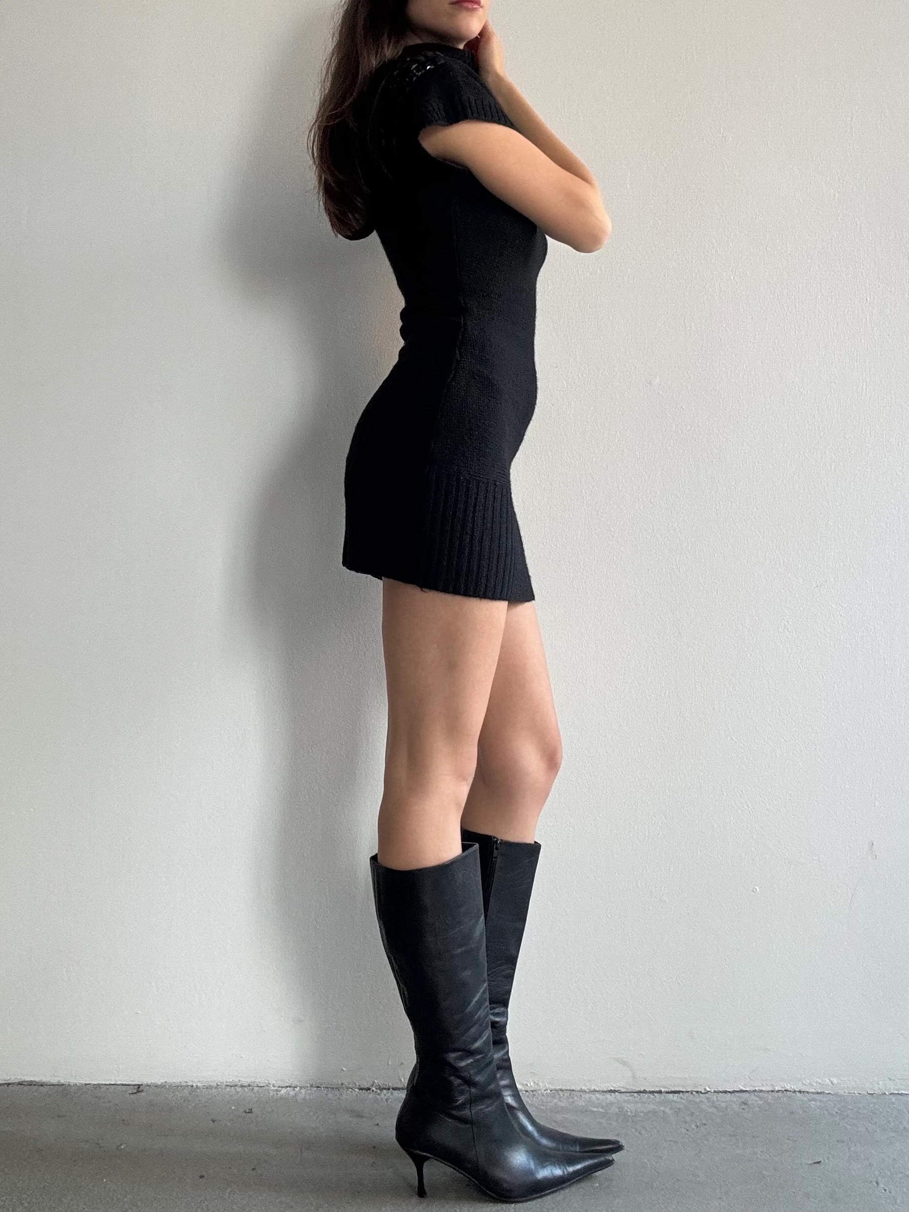 Siyah Taş Detaylı Triko Elbise 