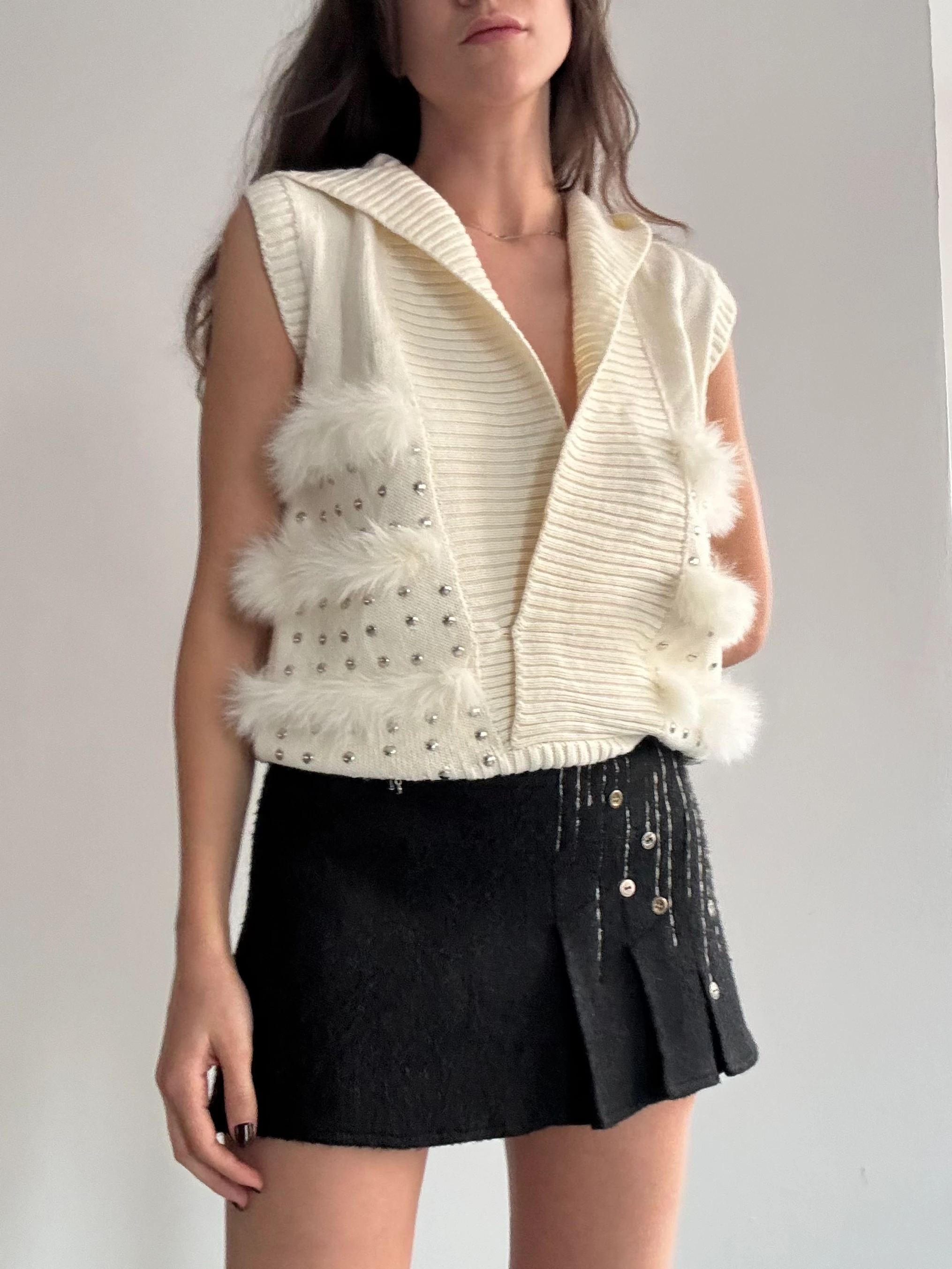 Kürk Ve Taş Detaylı Krem Triko Kazak 