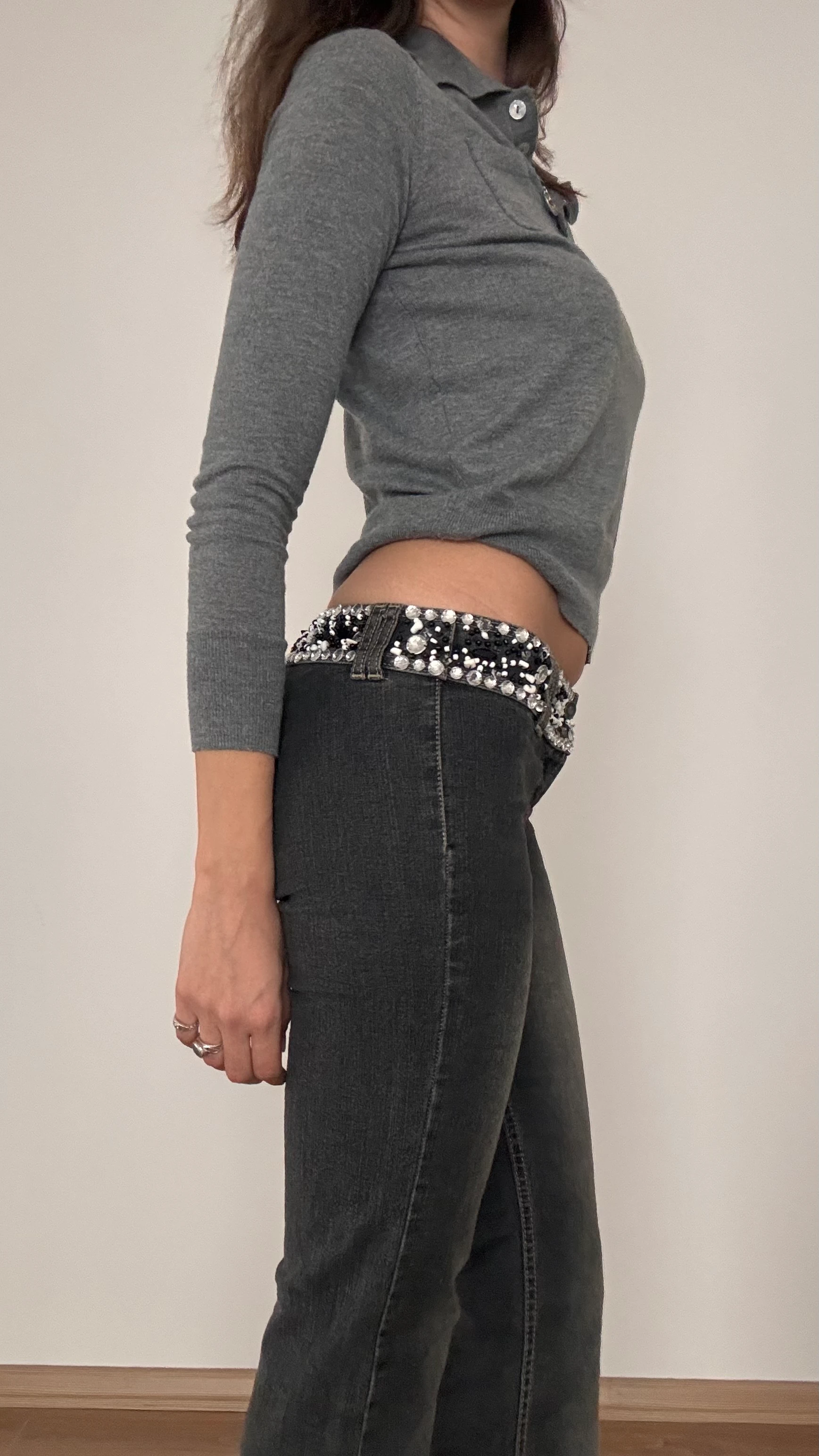 Taş Detaylı Düşük Bel Jean 