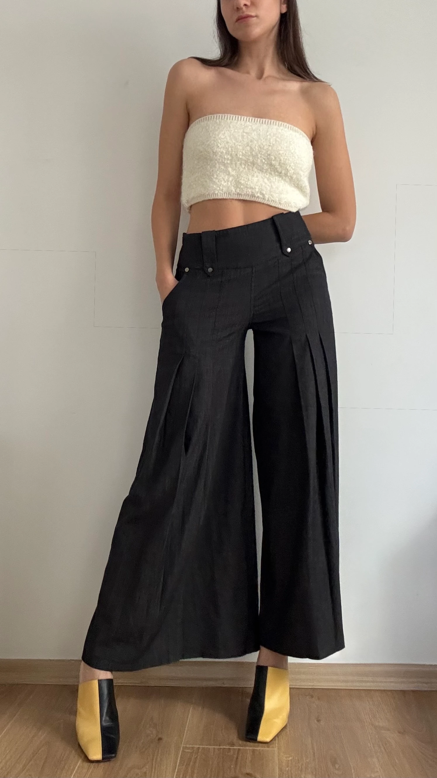 Pileli Geniş Paça Pantolon 