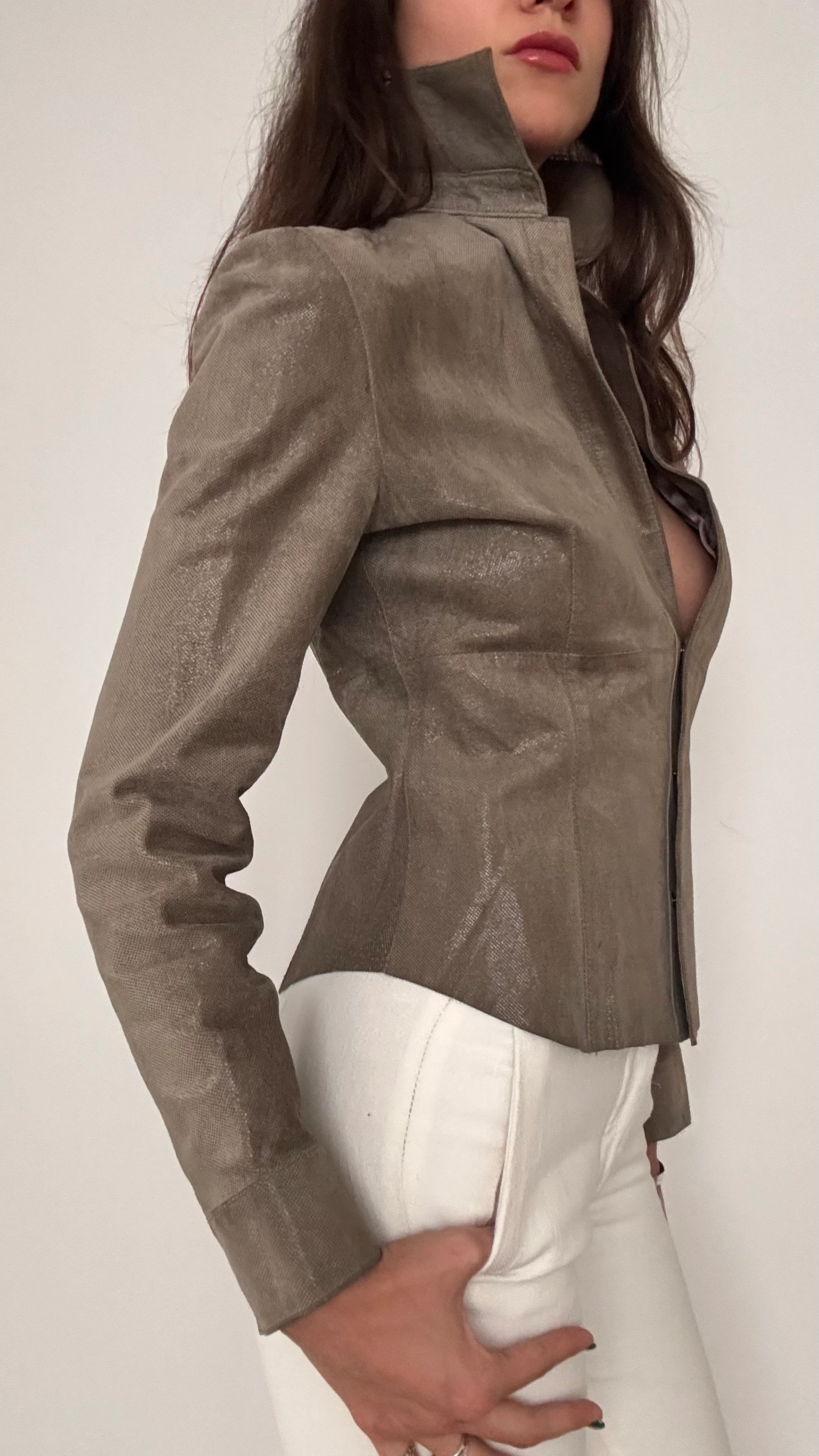 Metalik Bronz Yansımalı Deri Ceket 