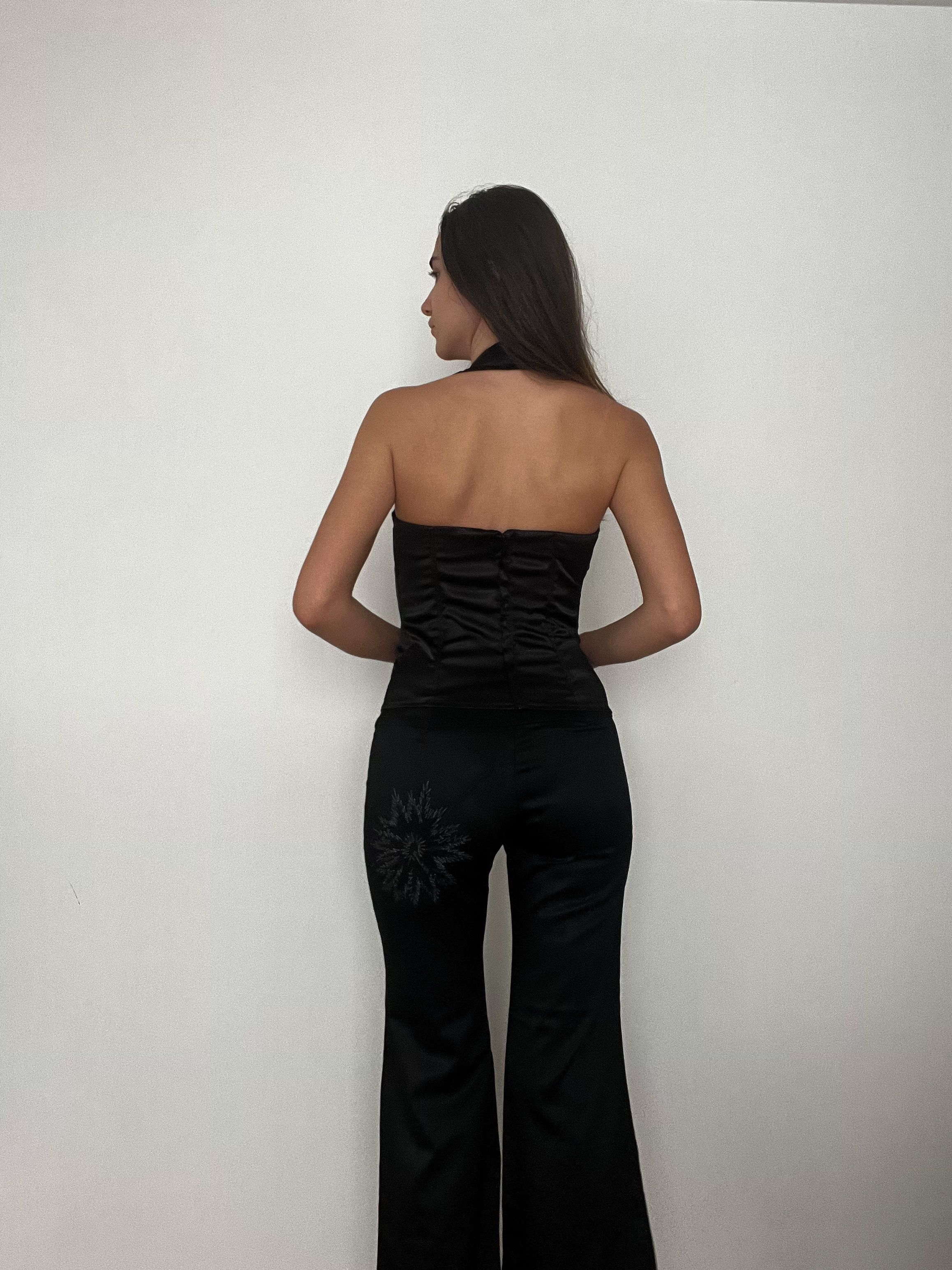 V Yaka Korse Detaylı Bluz 