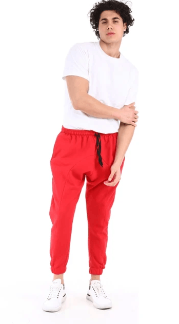 KIRMIZI YARIM ŞALVAR EŞOFMAN MODEL
