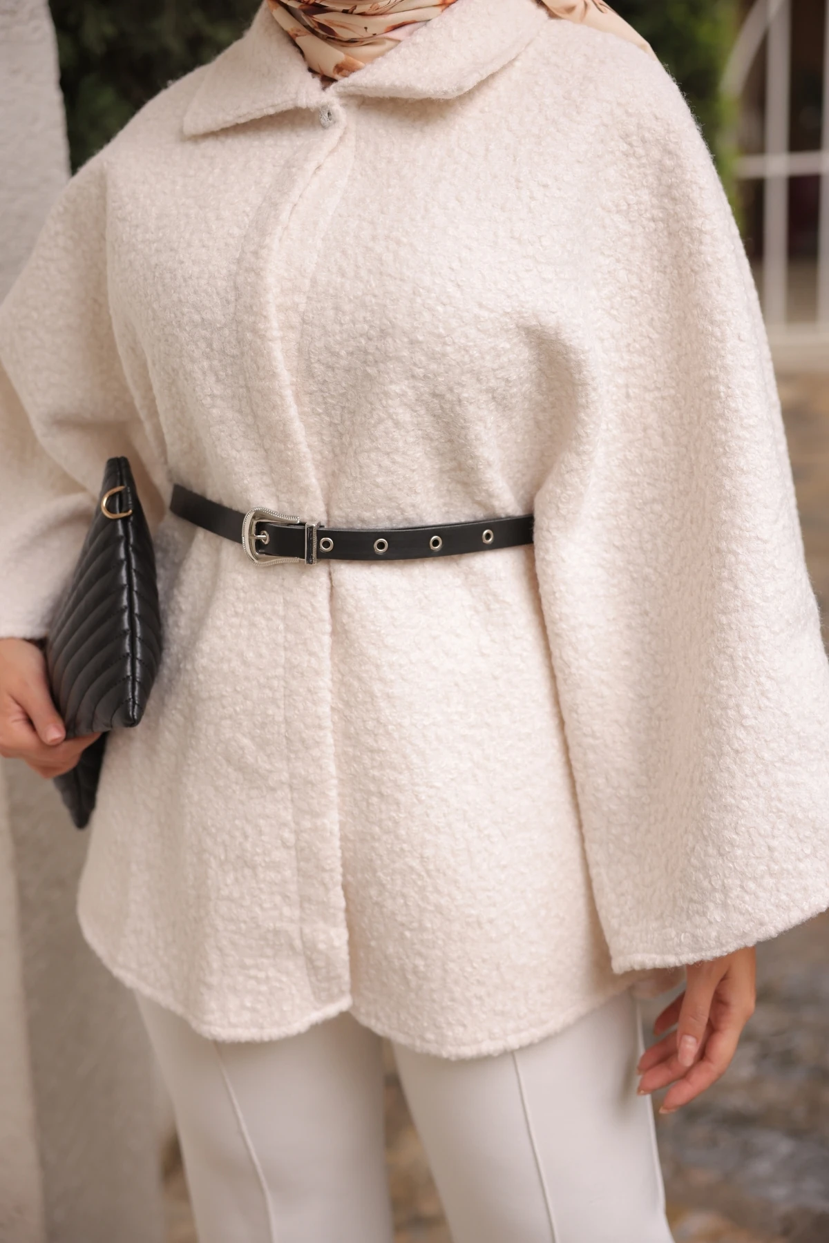 Touch Kemer Detaylı Buklet Panço