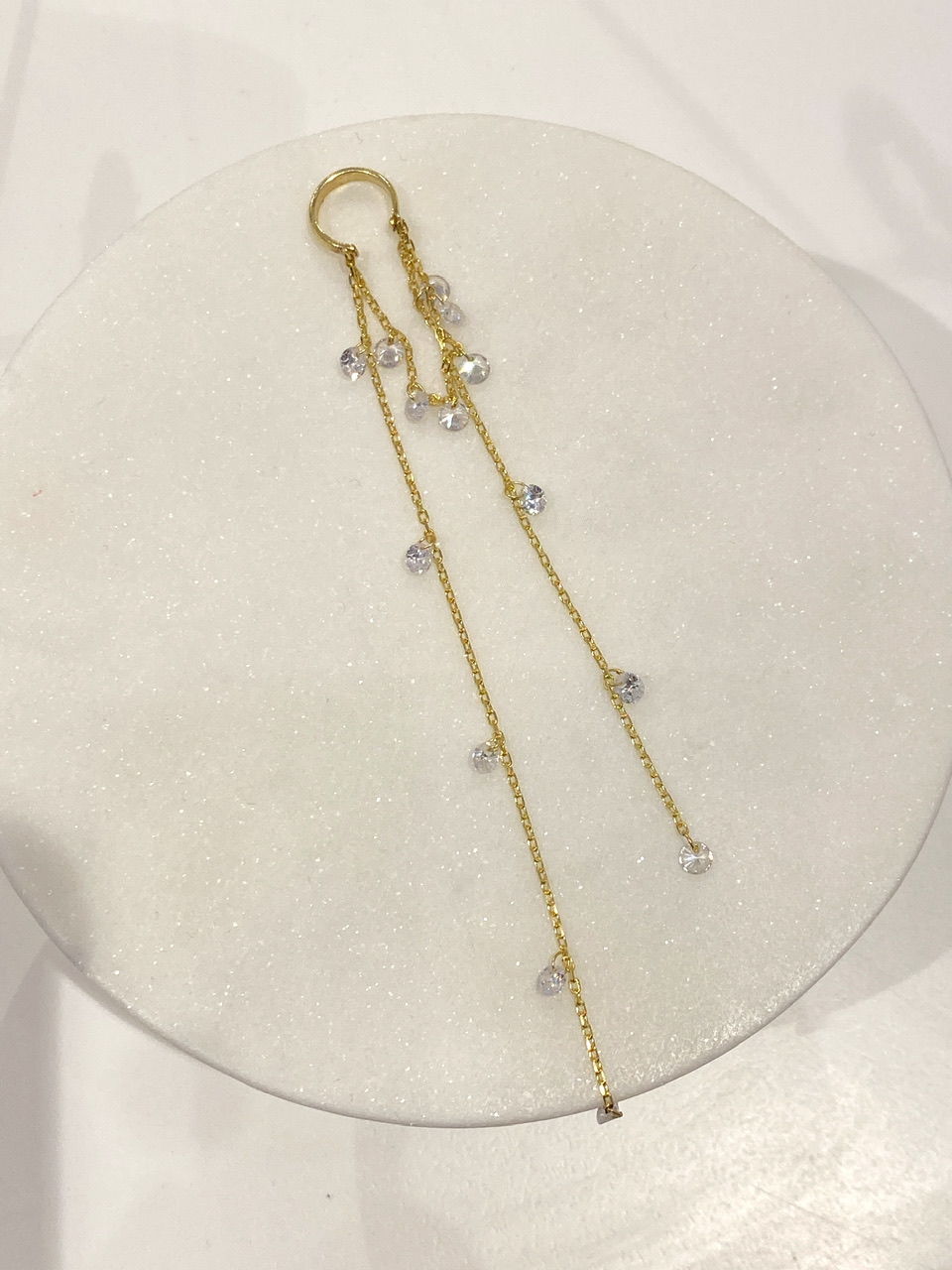 925 Gümüş | Beyaz Taş Detaylı Sallantılı Zincir Ear Cuff
