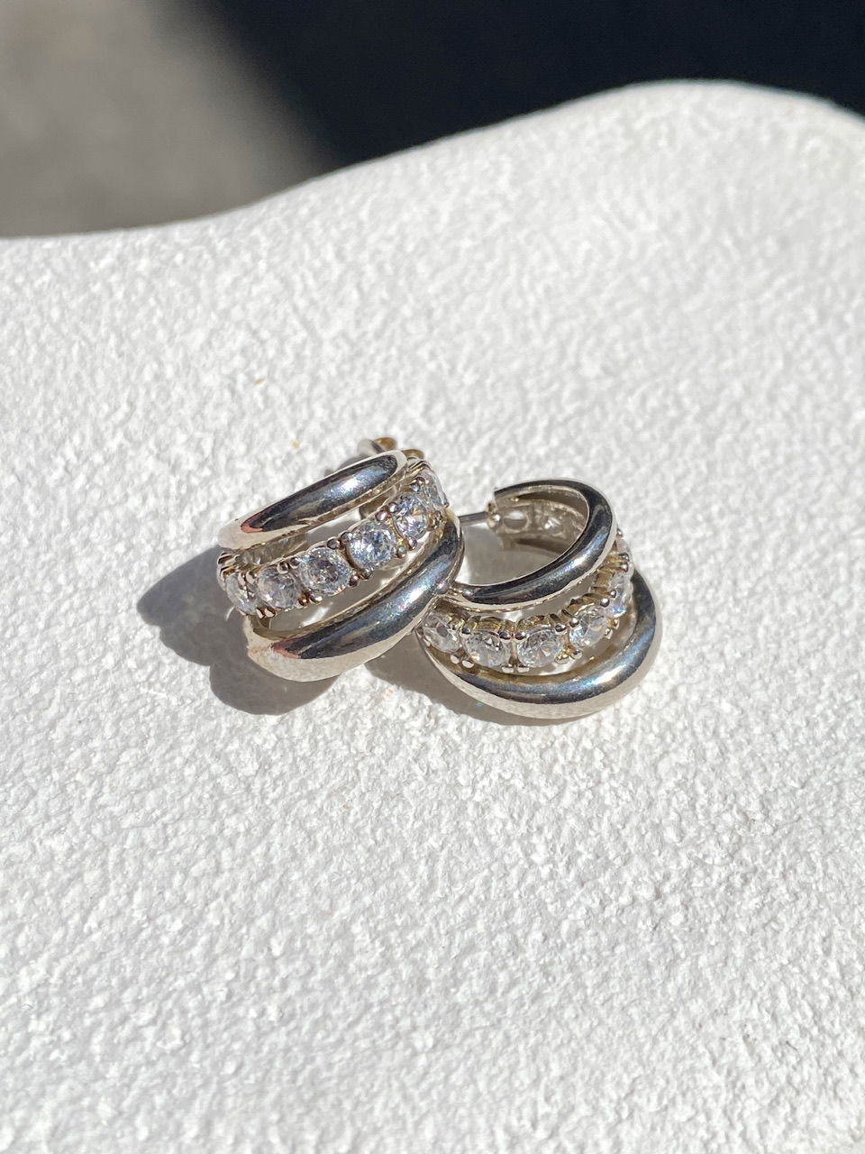 925 Gümüş | Ortası Taşlı 3 Şeritli Küpe