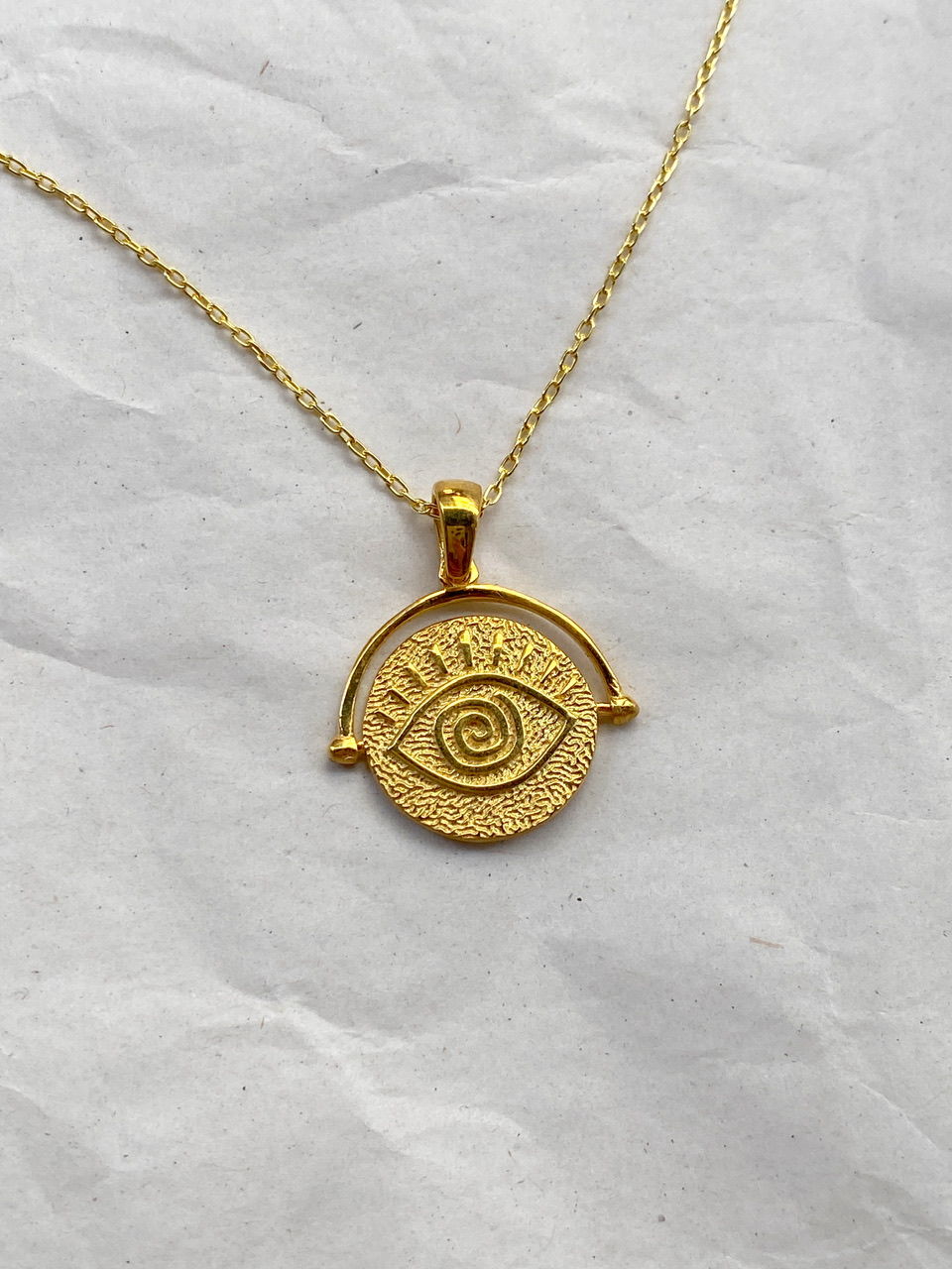 925 Gümüş | Hareketli Göz Figürlü Plaka Kolye