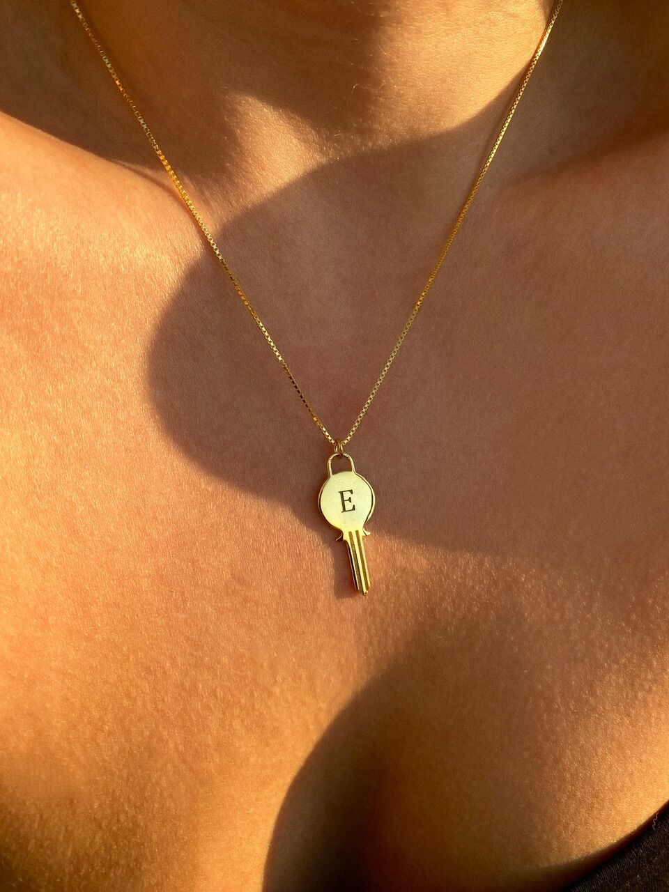 925 Gümüş | Unisex İstediğini Yazdır Harfli Anahtar Kolye Model-2 (3 Farklı Zincir Seçeneği ile)