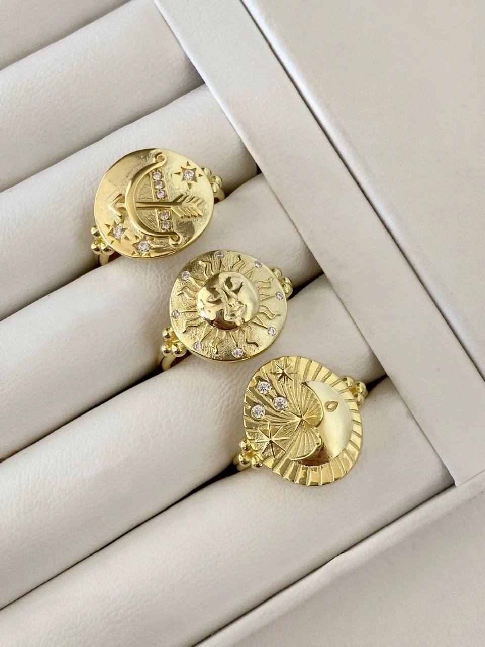 925 Gümüş | ''The Moon'' Madalyon Yüzük